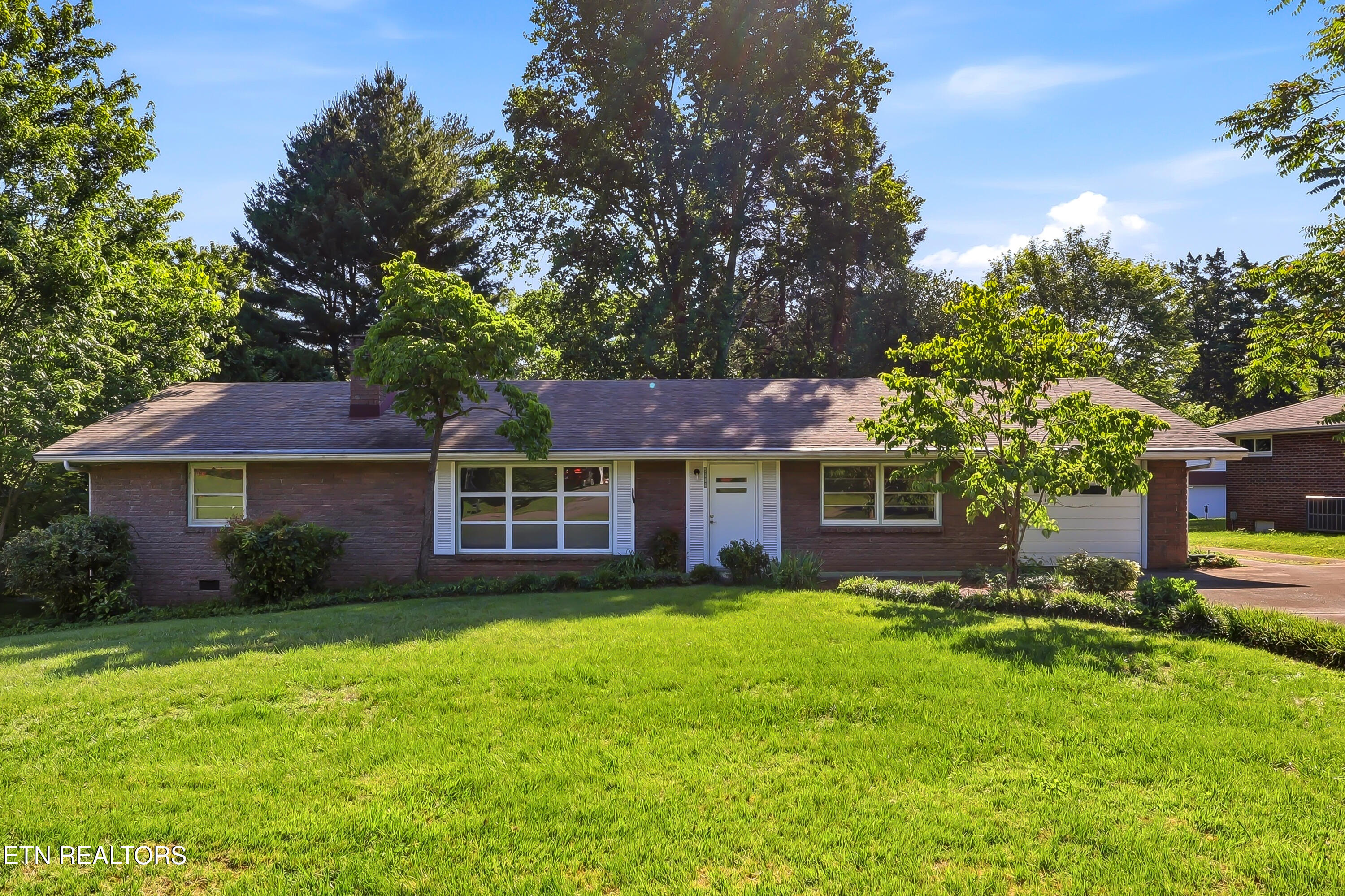 5330 NE Lavesta Road Knoxville TN 37918