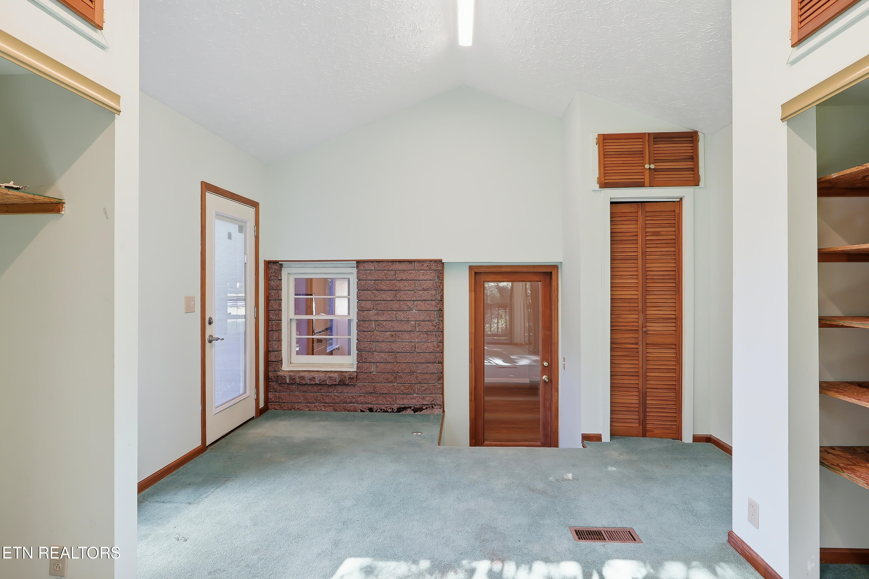 5330 NE Lavesta Road Knoxville TN 37918