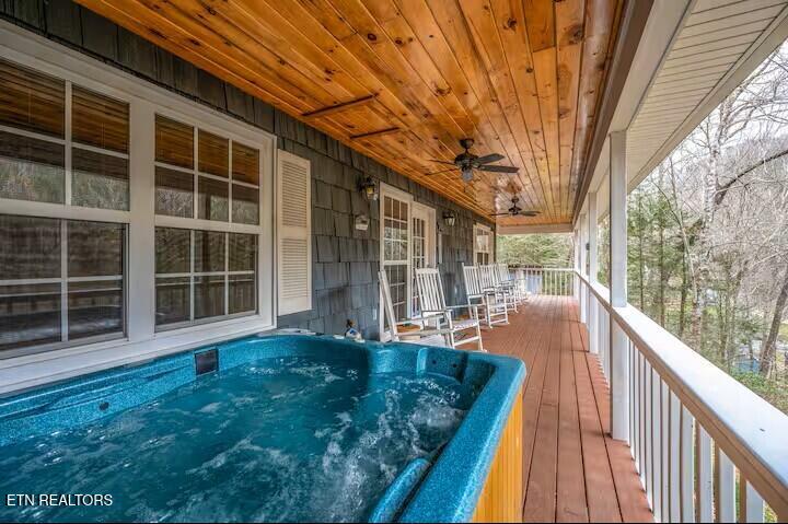 2203 Woodcock Trail Sevierville TN 37876
