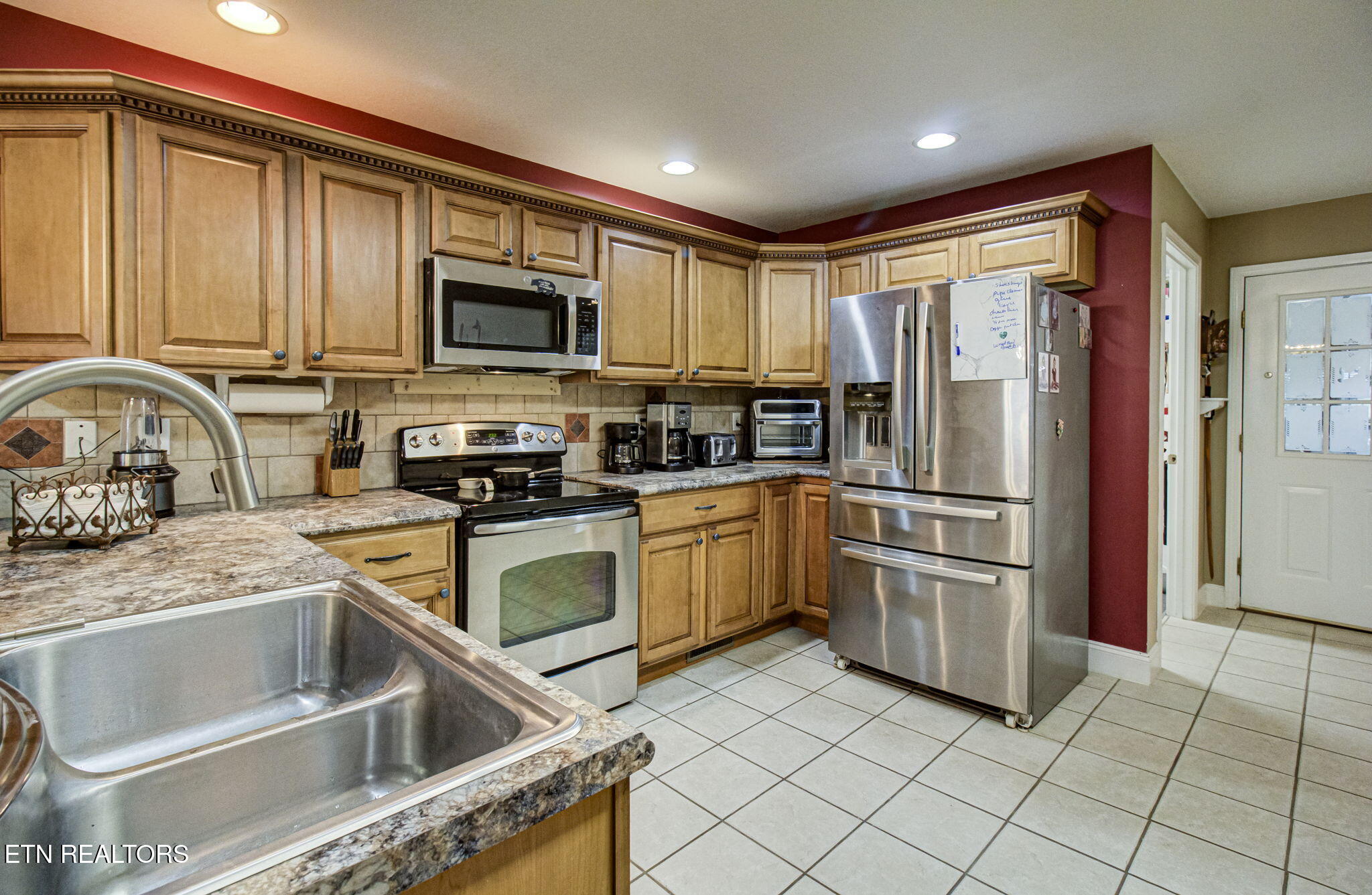 3090 Shaconage Trail Sevierville TN 37876