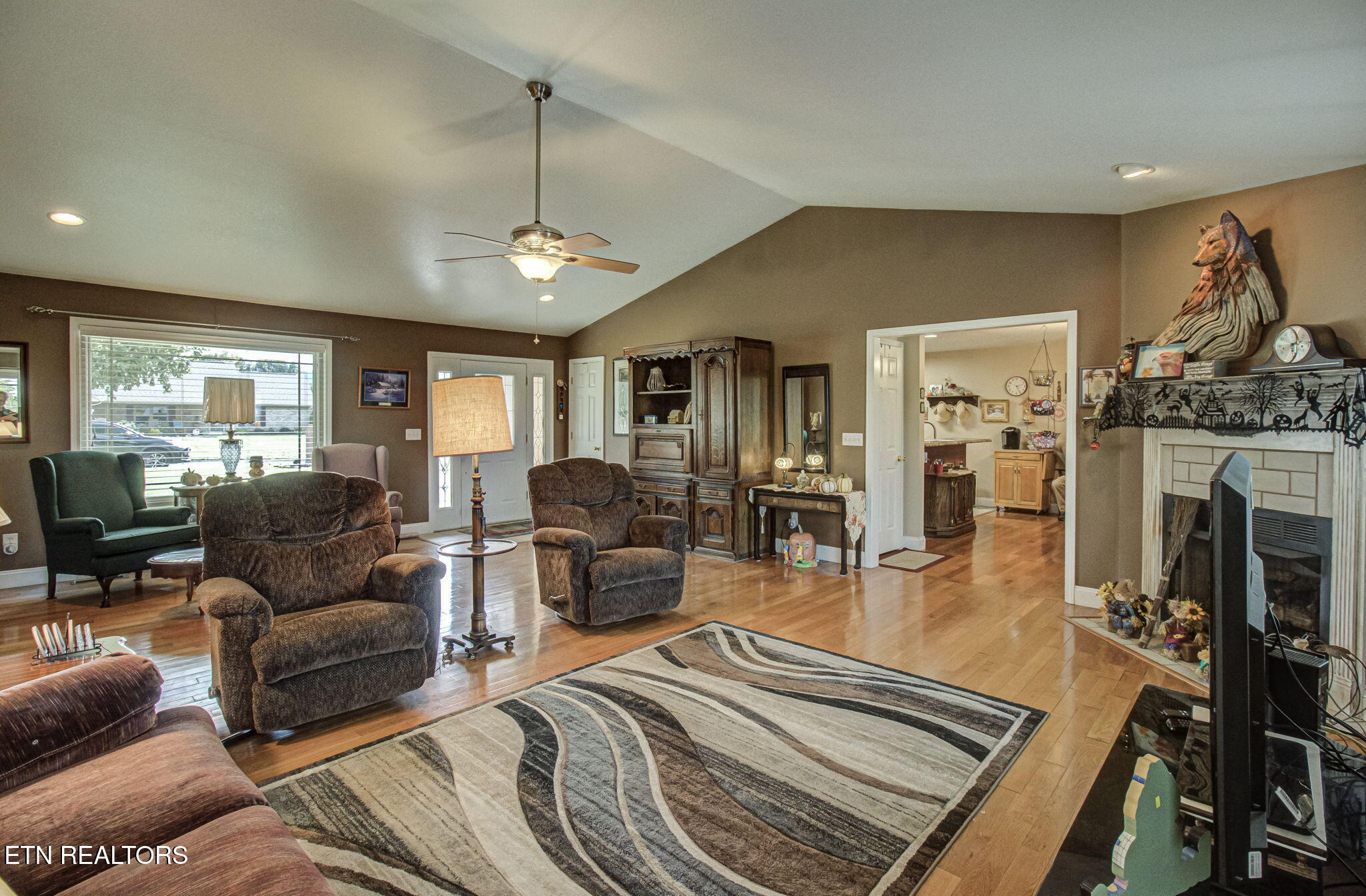 3090 Shaconage Trail Sevierville TN 37876