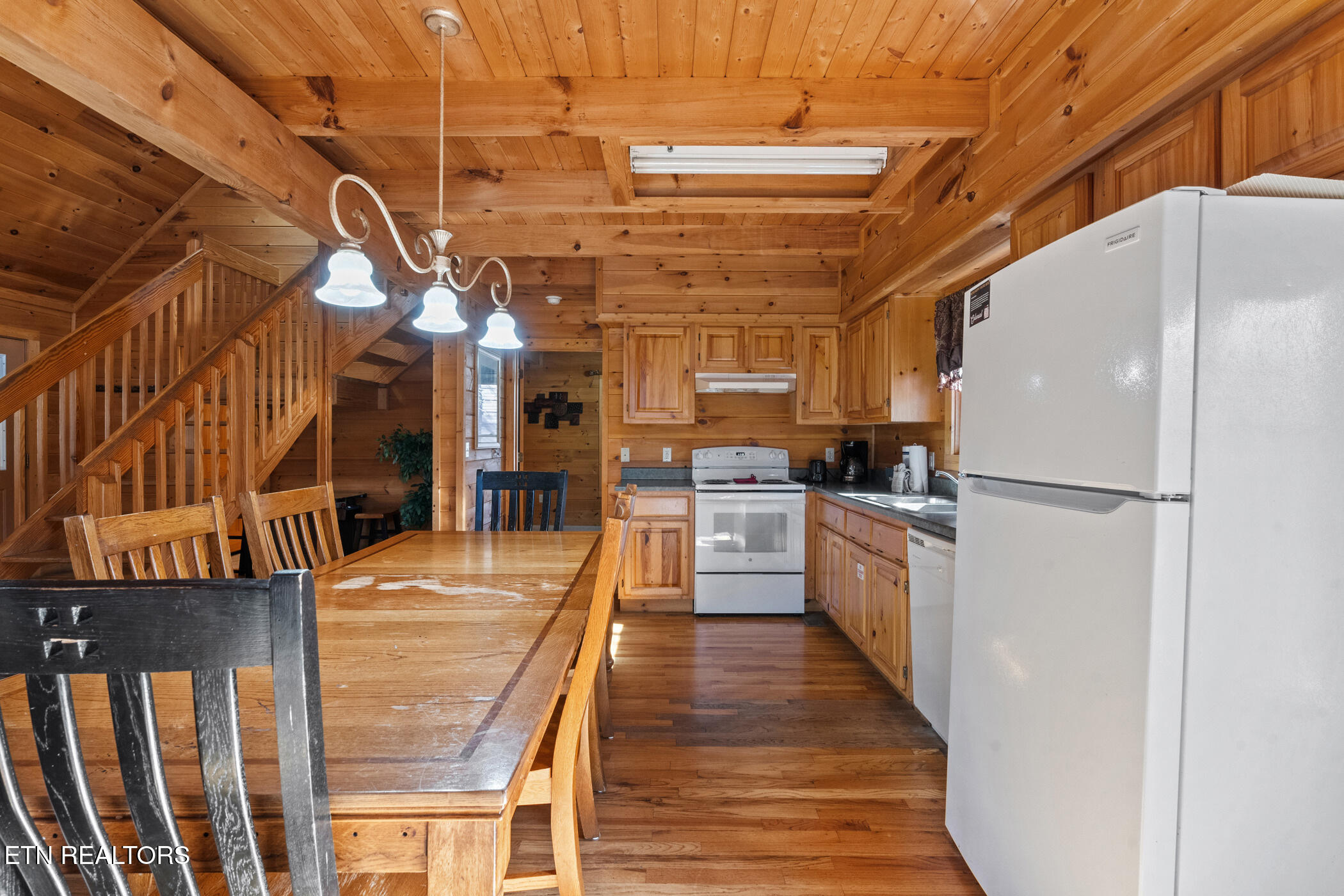 448 Silver Maple Lane Gatlinburg TN 37738