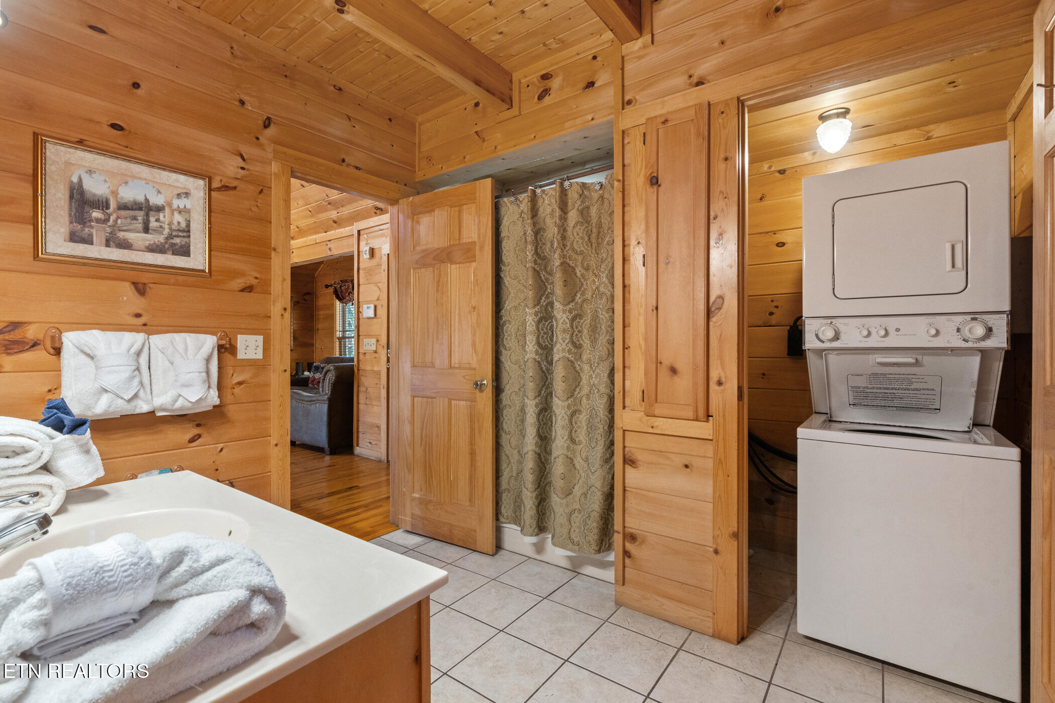 448 Silver Maple Lane Gatlinburg TN 37738