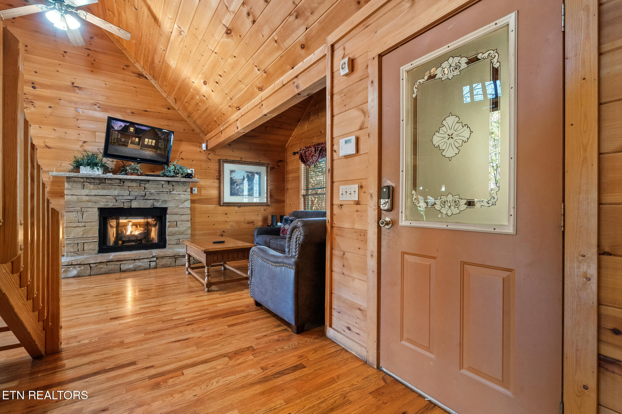 448 Silver Maple Lane Gatlinburg TN 37738