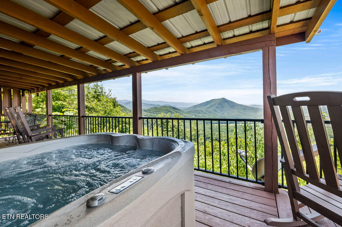 3654 Buckeye Knob Way Sevierville TN 37862