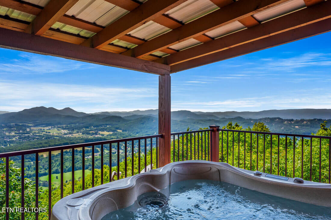 3654 Buckeye Knob Way Sevierville TN 37862