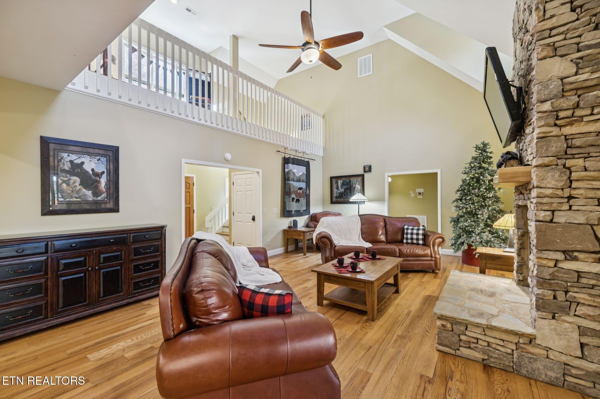 3715 Cinnamon Way Sevierville TN 37862