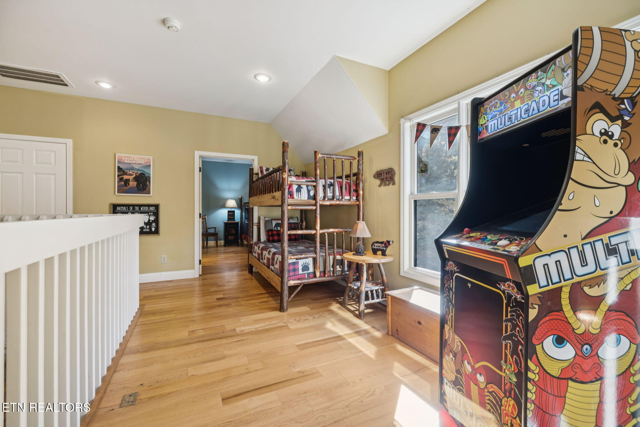 3715 Cinnamon Way Sevierville TN 37862