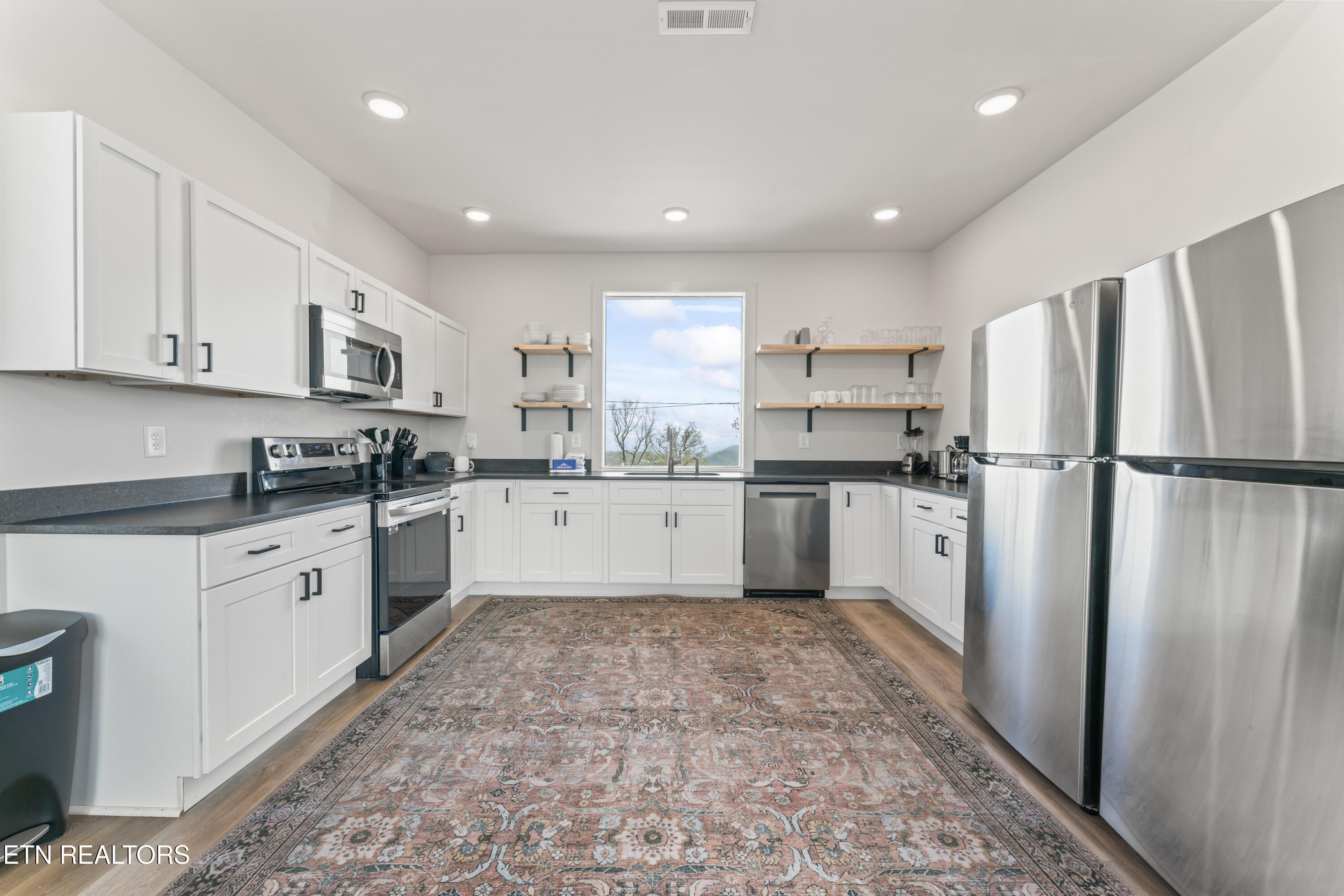 896 Chalet Village Boulevard Boulevard Gatlinburg TN 37738