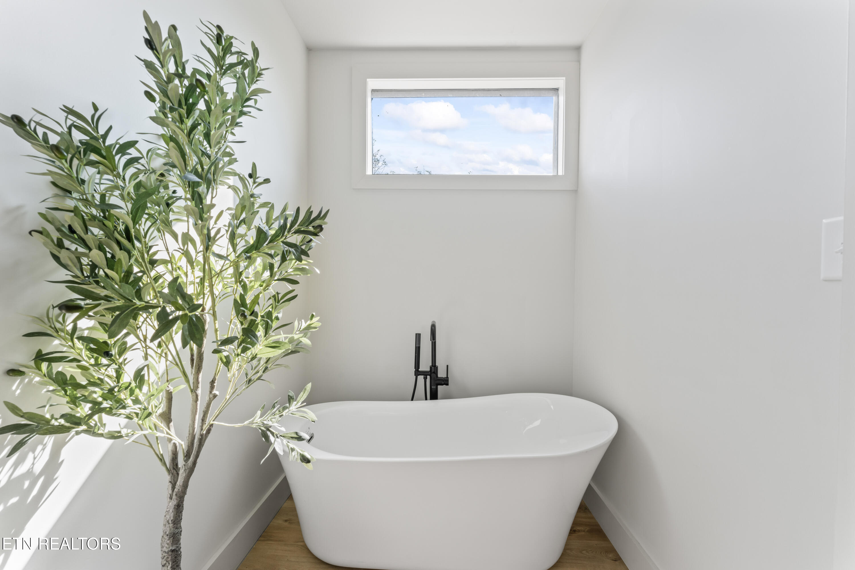 896 Chalet Village Boulevard Boulevard Gatlinburg TN 37738