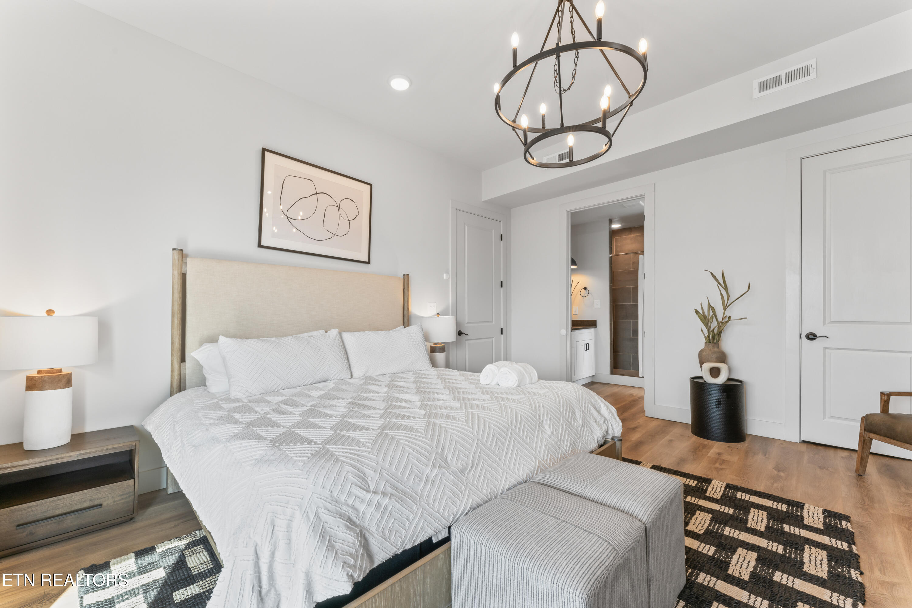 896 Chalet Village Boulevard Boulevard Gatlinburg TN 37738