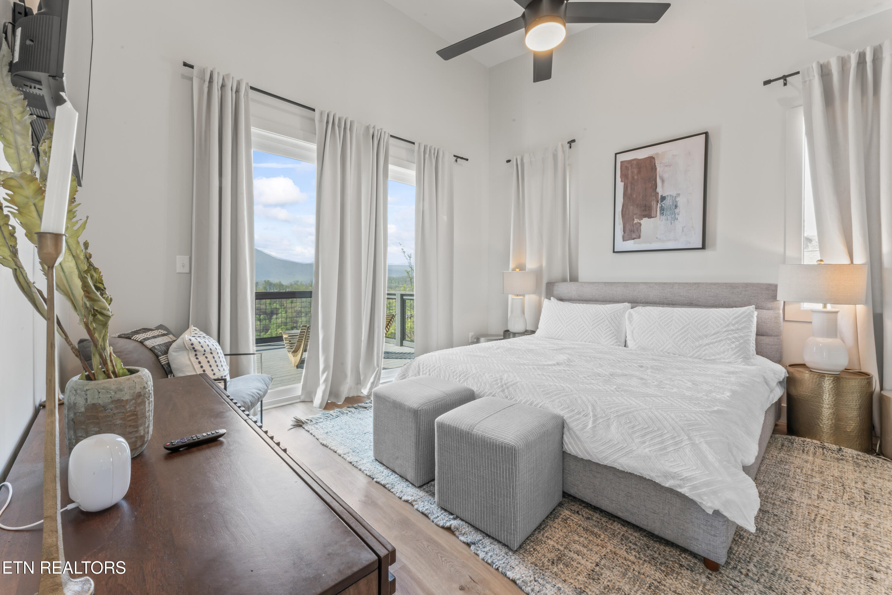 896 Chalet Village Boulevard Boulevard Gatlinburg TN 37738