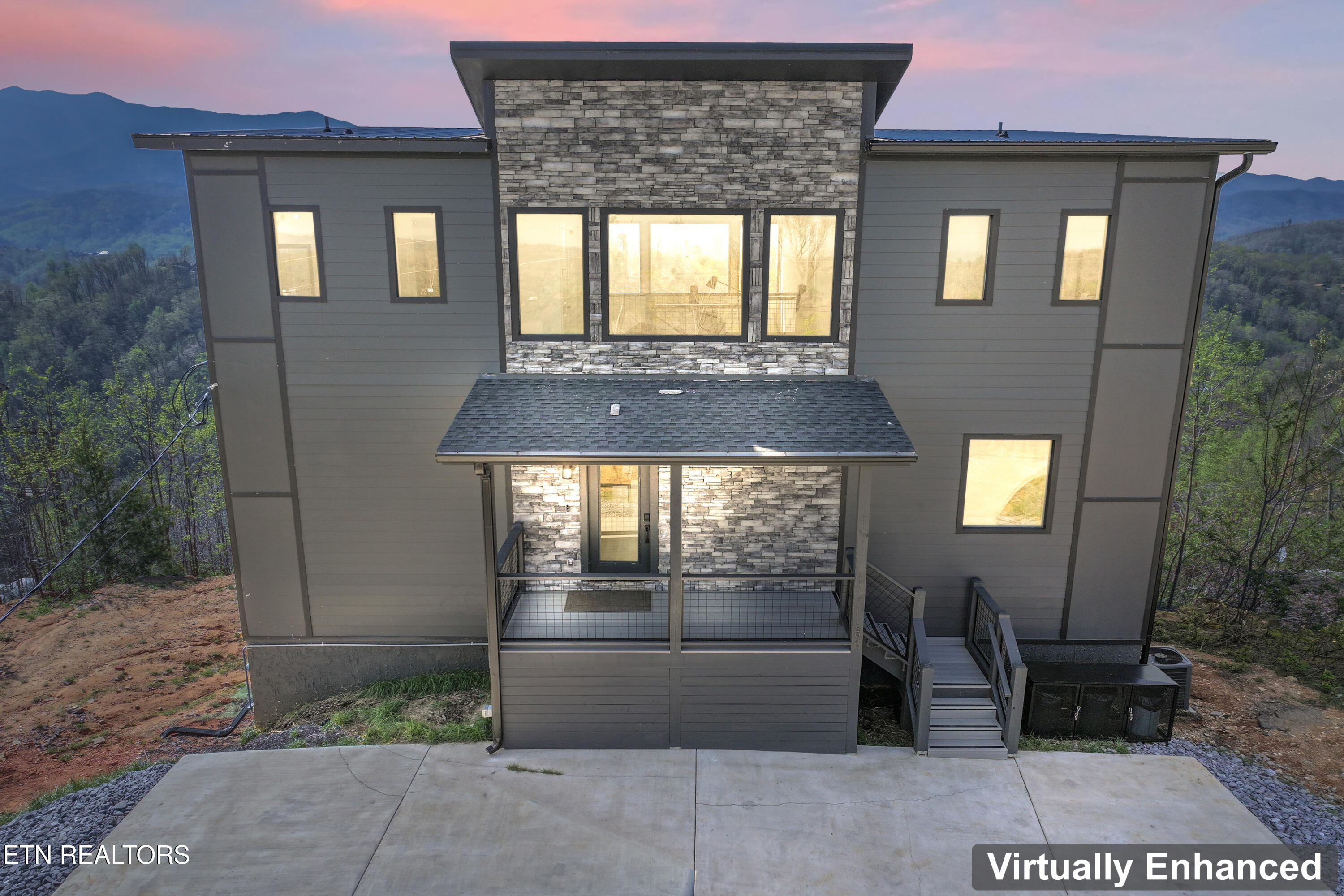 896 Chalet Village Boulevard Boulevard Gatlinburg TN 37738