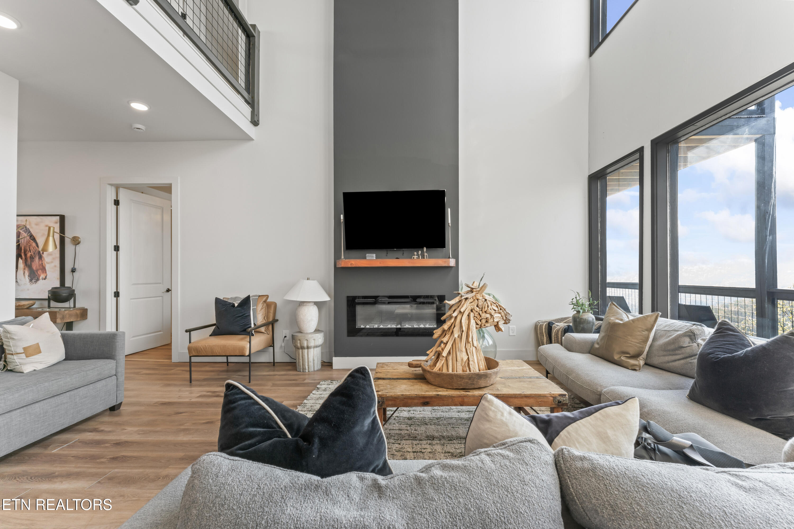 896 Chalet Village Boulevard Boulevard Gatlinburg TN 37738