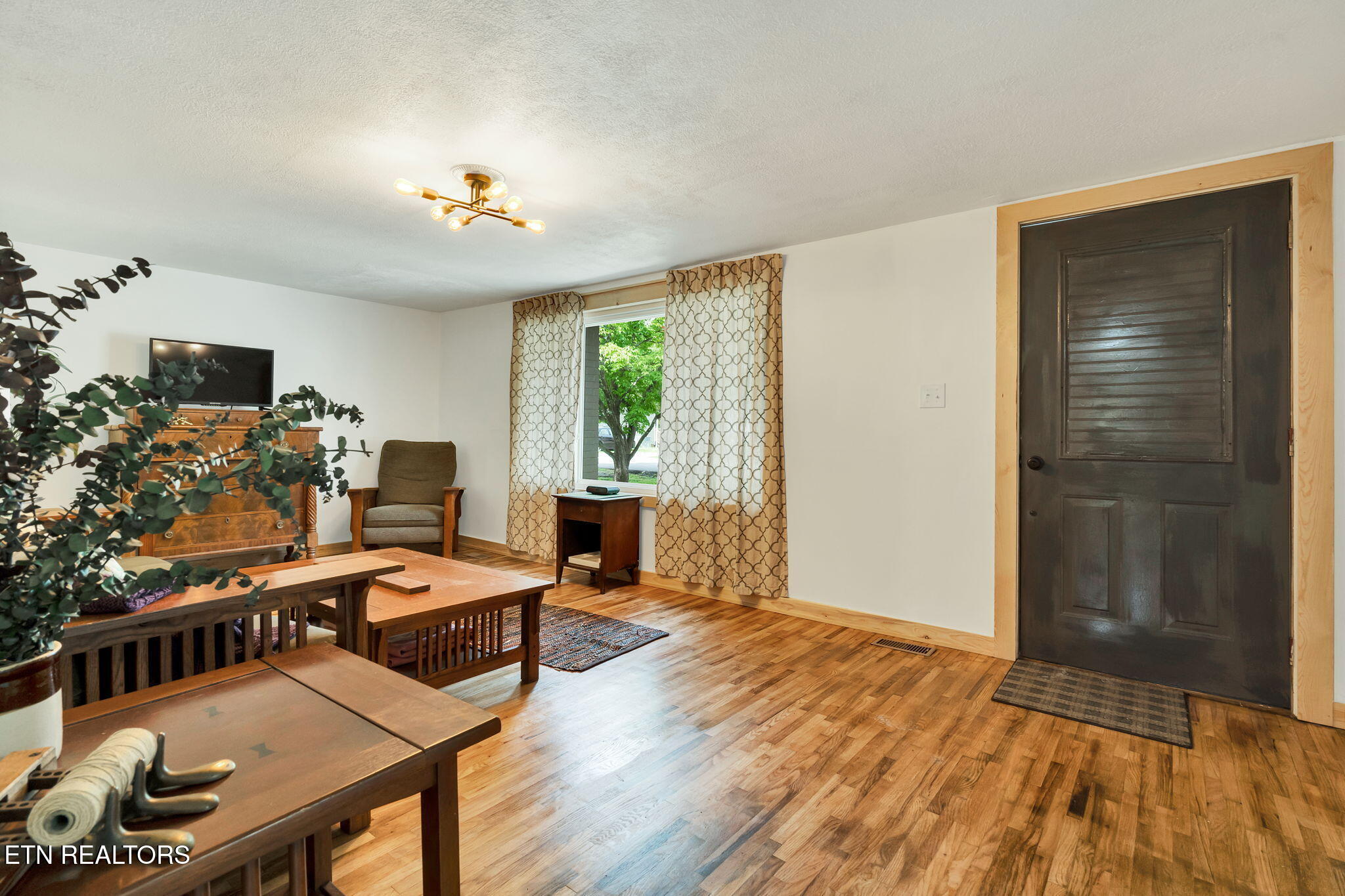 811 Tennal Street Athens TN 37303
