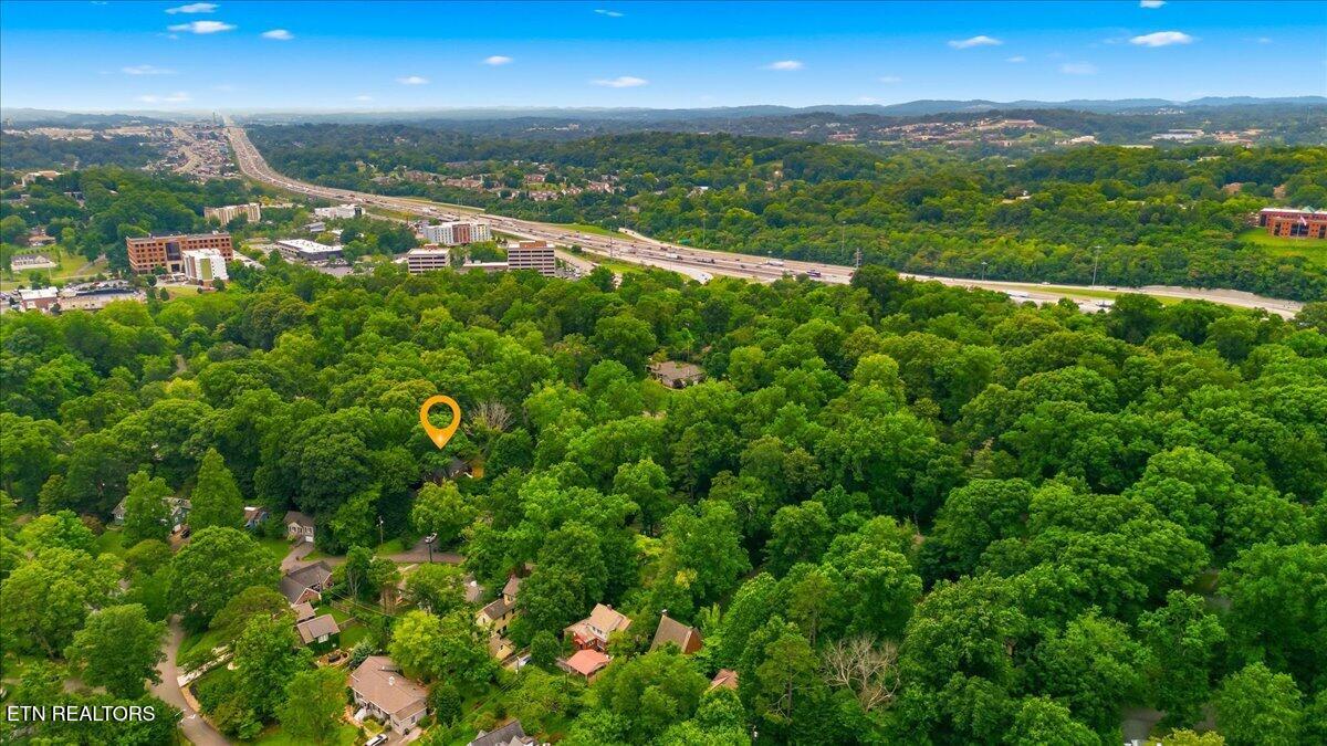 5702 Woodburn Drive Knoxville TN 37919