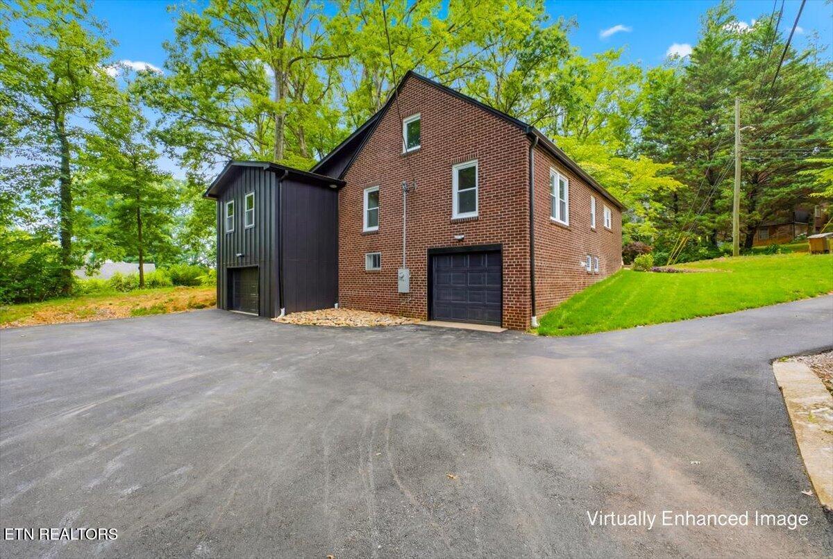 5702 Woodburn Drive Knoxville TN 37919