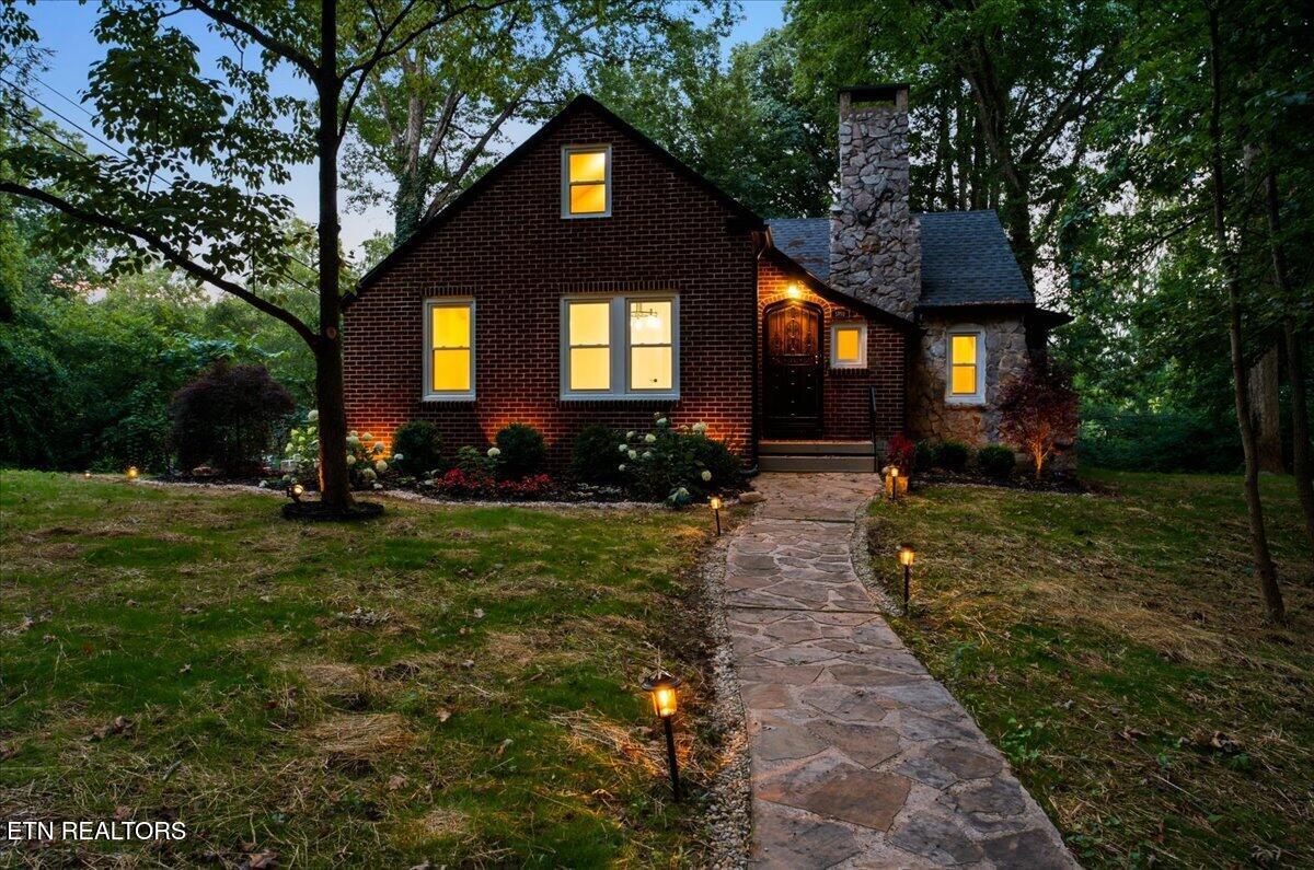 5702 Woodburn Drive Knoxville TN 37919