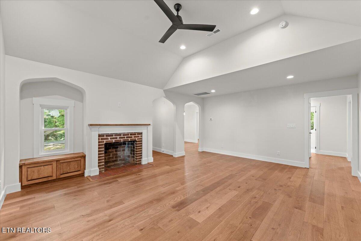 5702 Woodburn Drive Knoxville TN 37919
