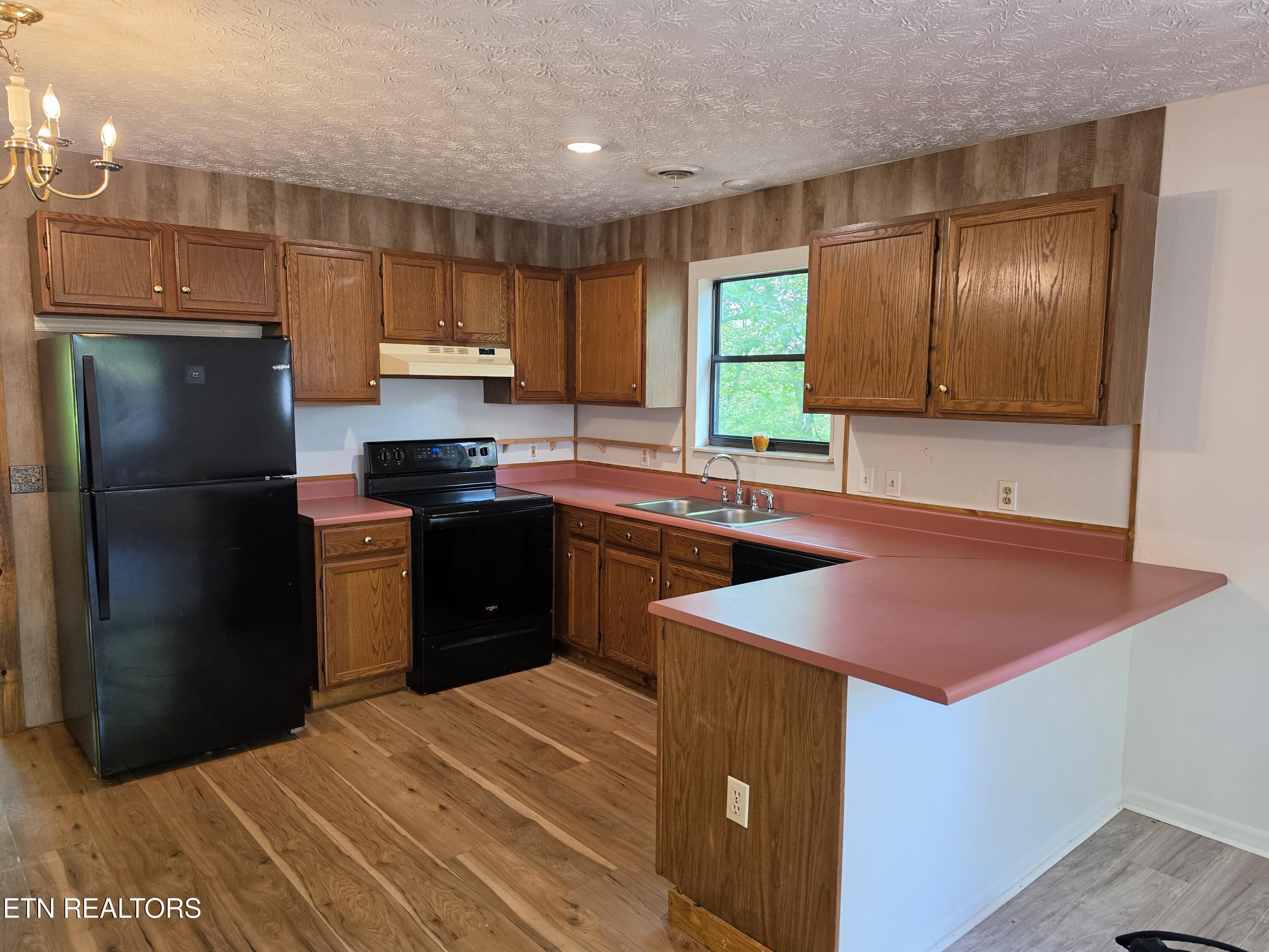 624 Pinemont Drive Pigeon Forge TN 37863