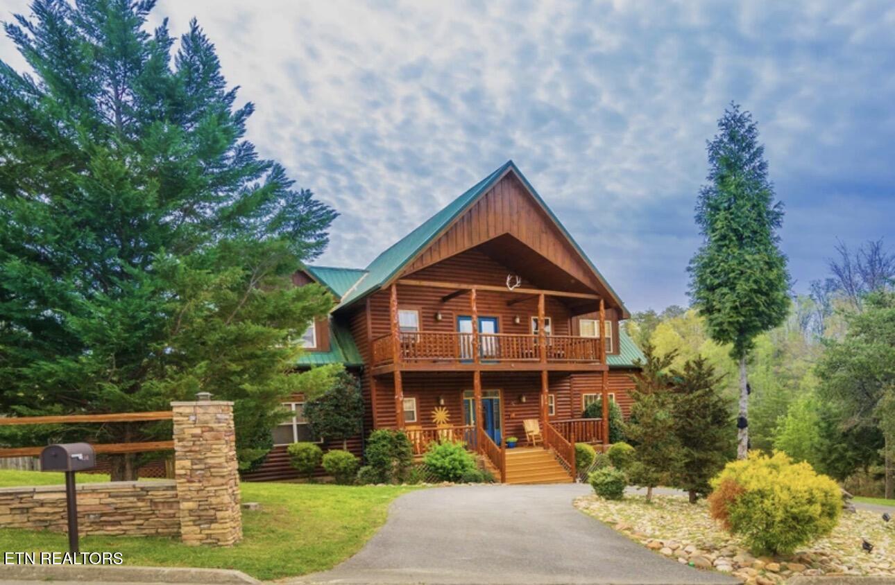 1340 Zachary Thomas Sevierville TN 37876