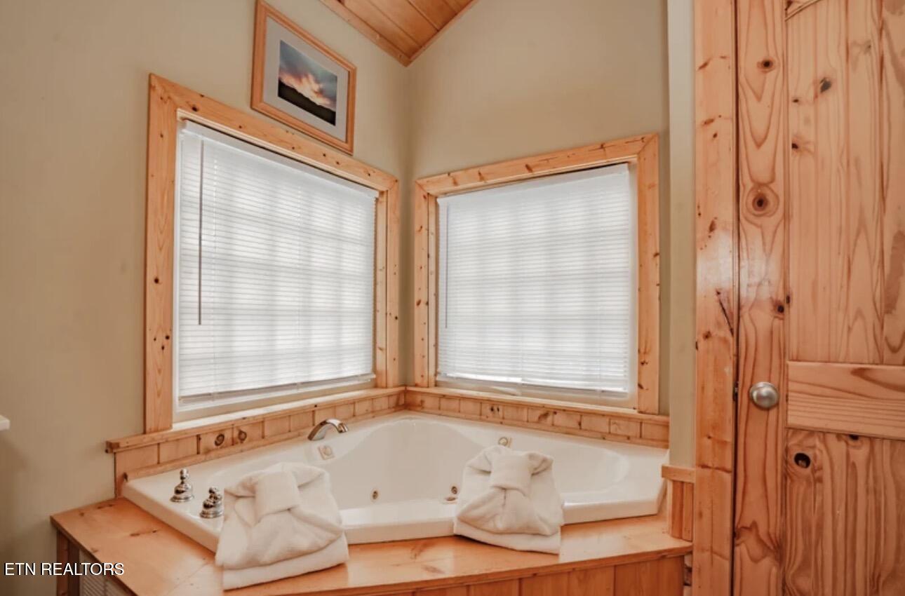 1340 Zachary Thomas Sevierville TN 37876