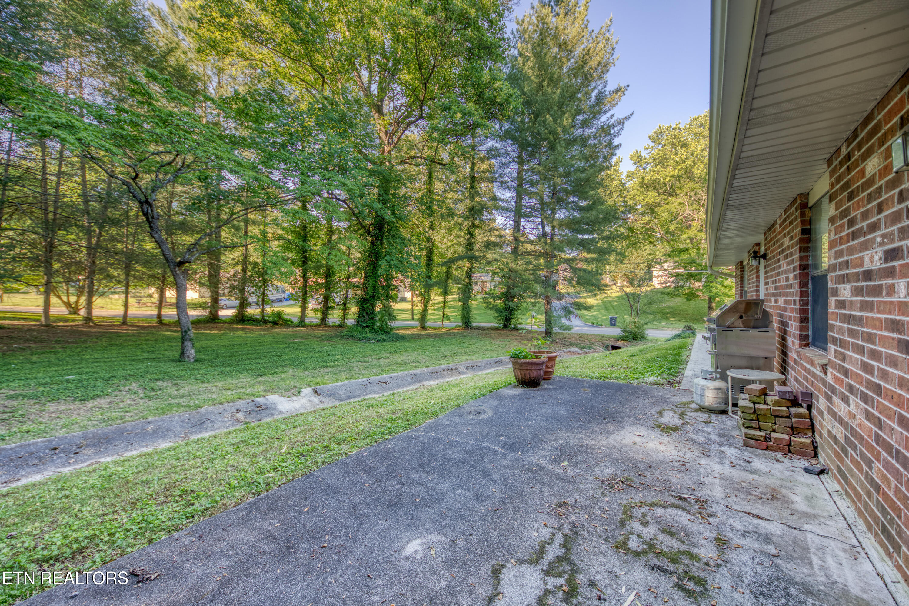 4521 Crestfield Road Knoxville TN 37921