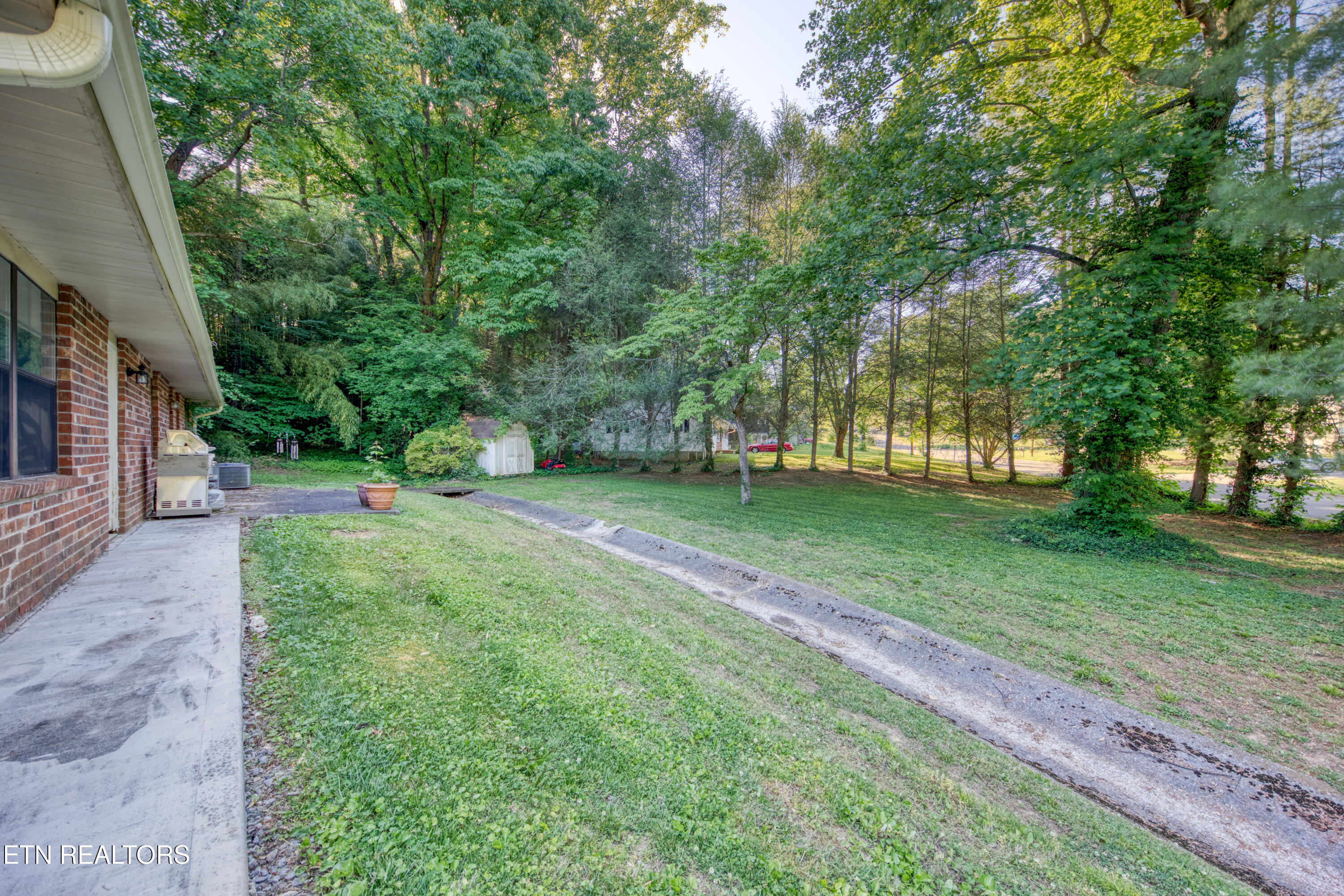 4521 Crestfield Road Knoxville TN 37921