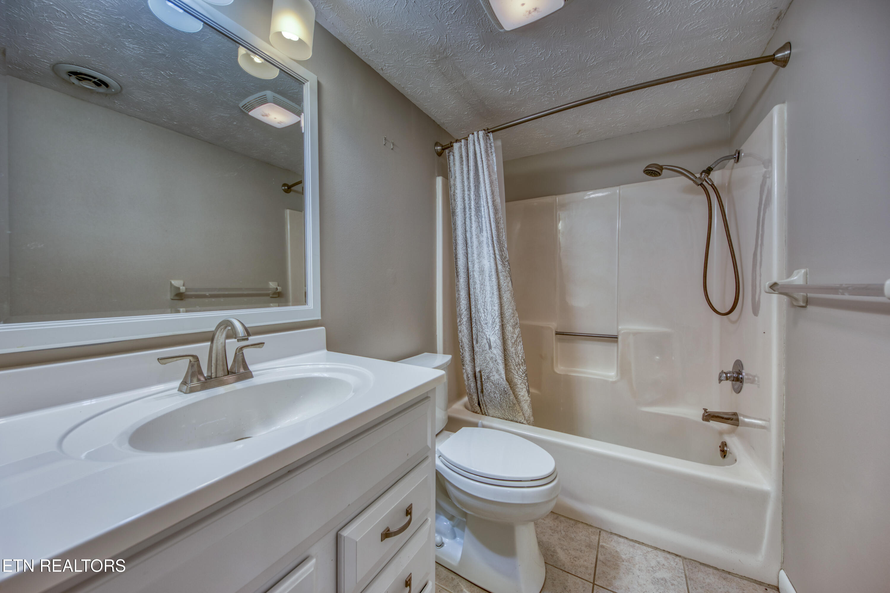 4521 Crestfield Road Knoxville TN 37921