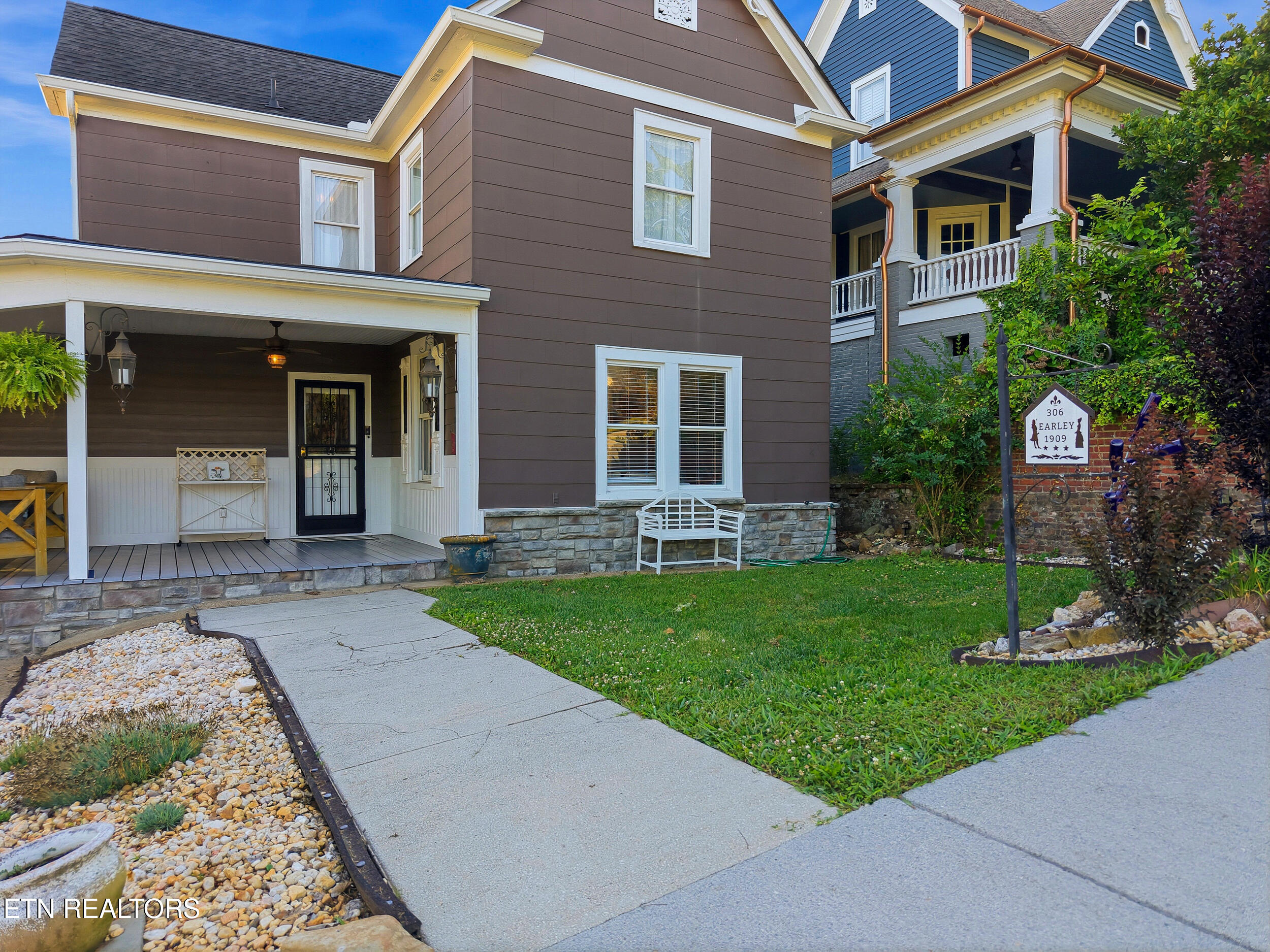 306 N Hill Street Lenoir City TN 37771