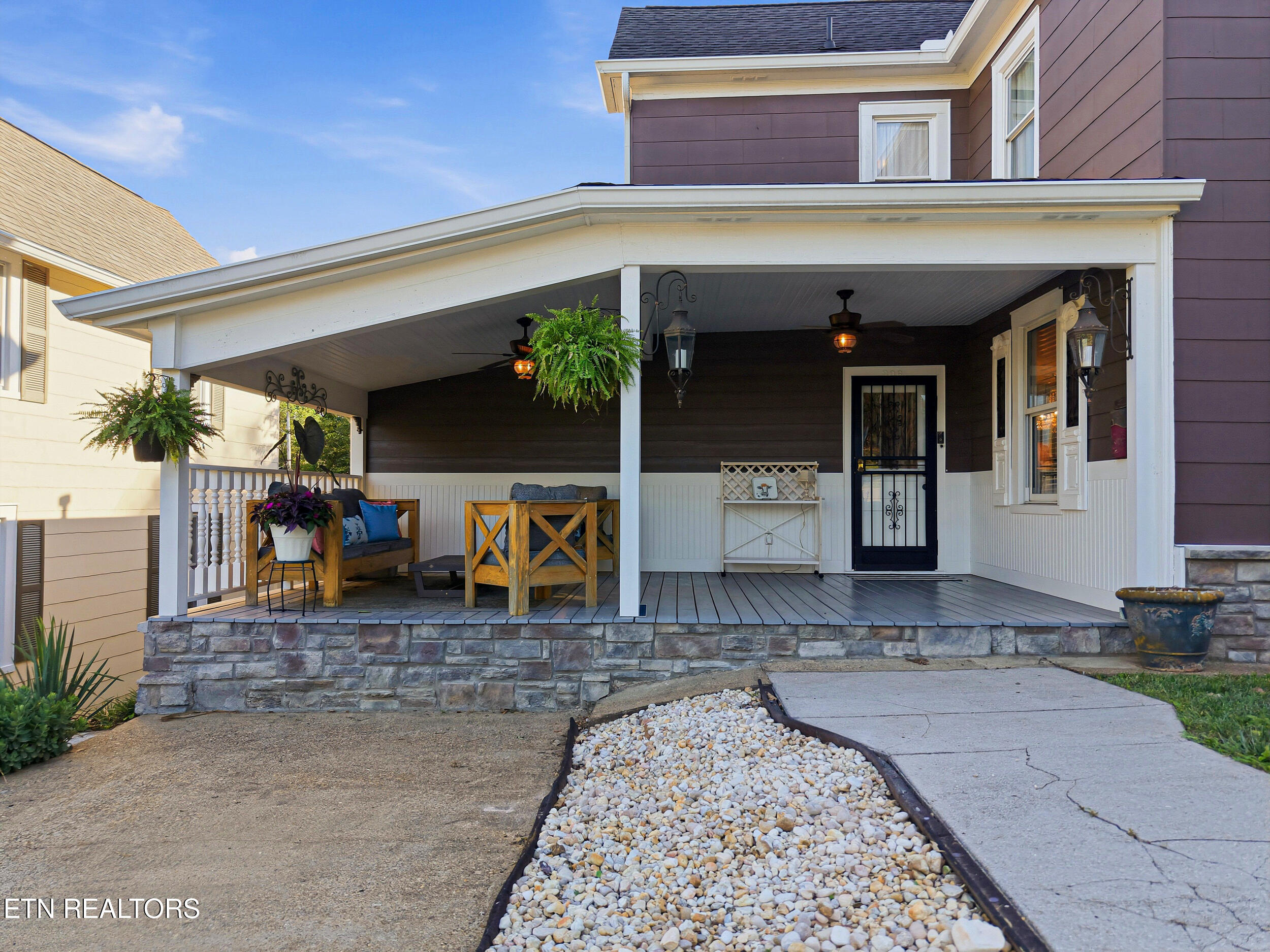 306 N Hill Street Lenoir City TN 37771