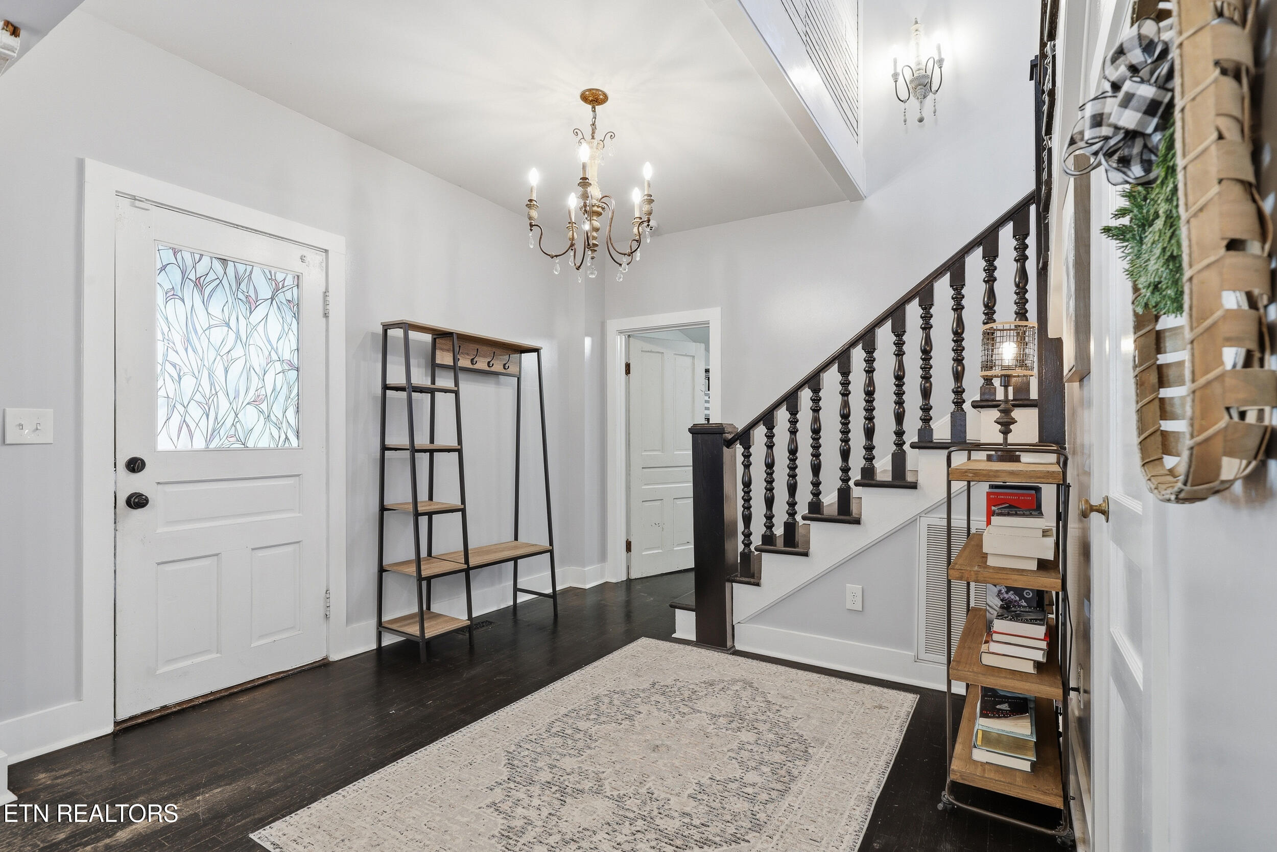 306 N Hill Street Lenoir City TN 37771
