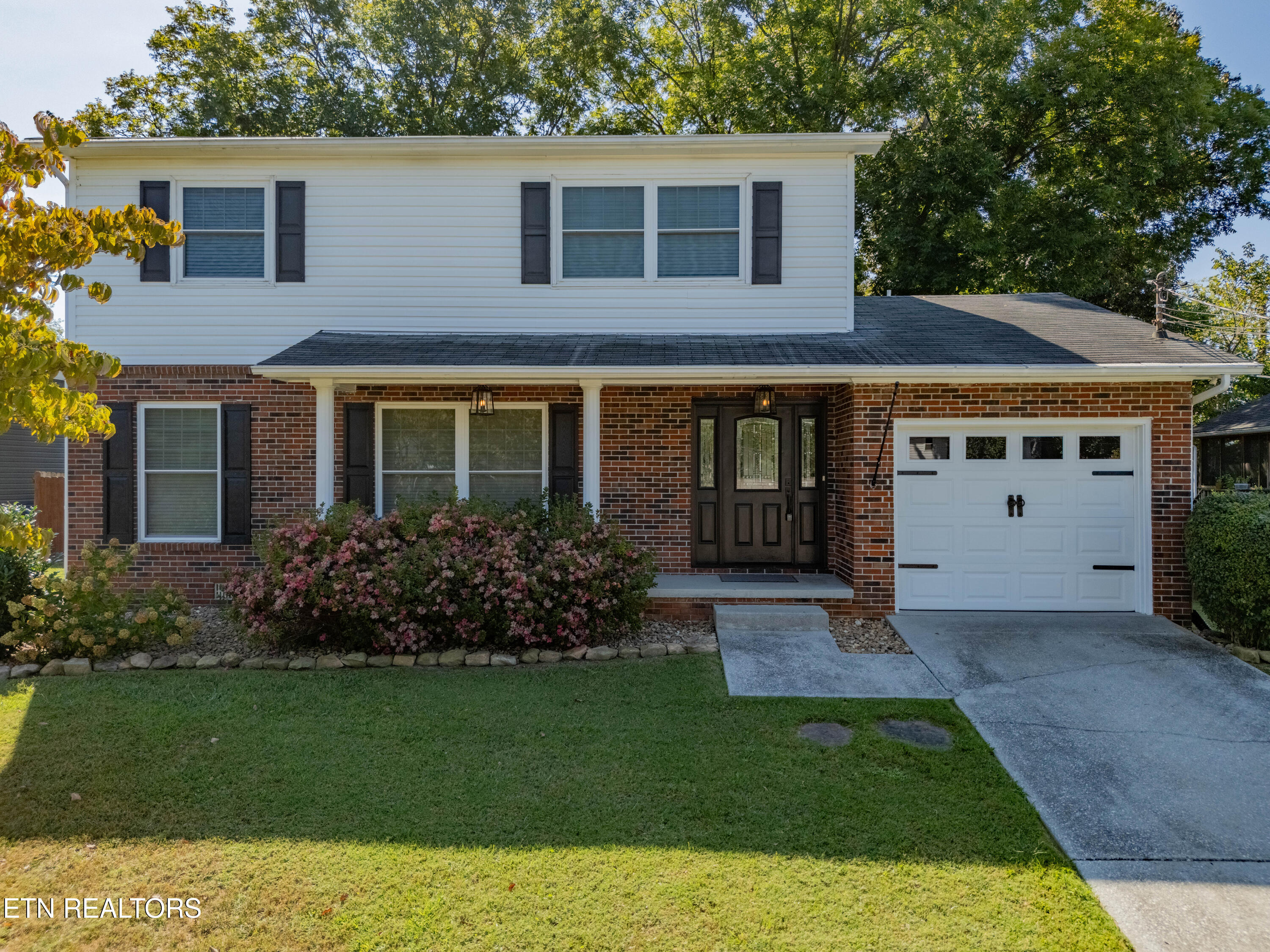 1324 Chipwood Circle Knoxville TN 37932