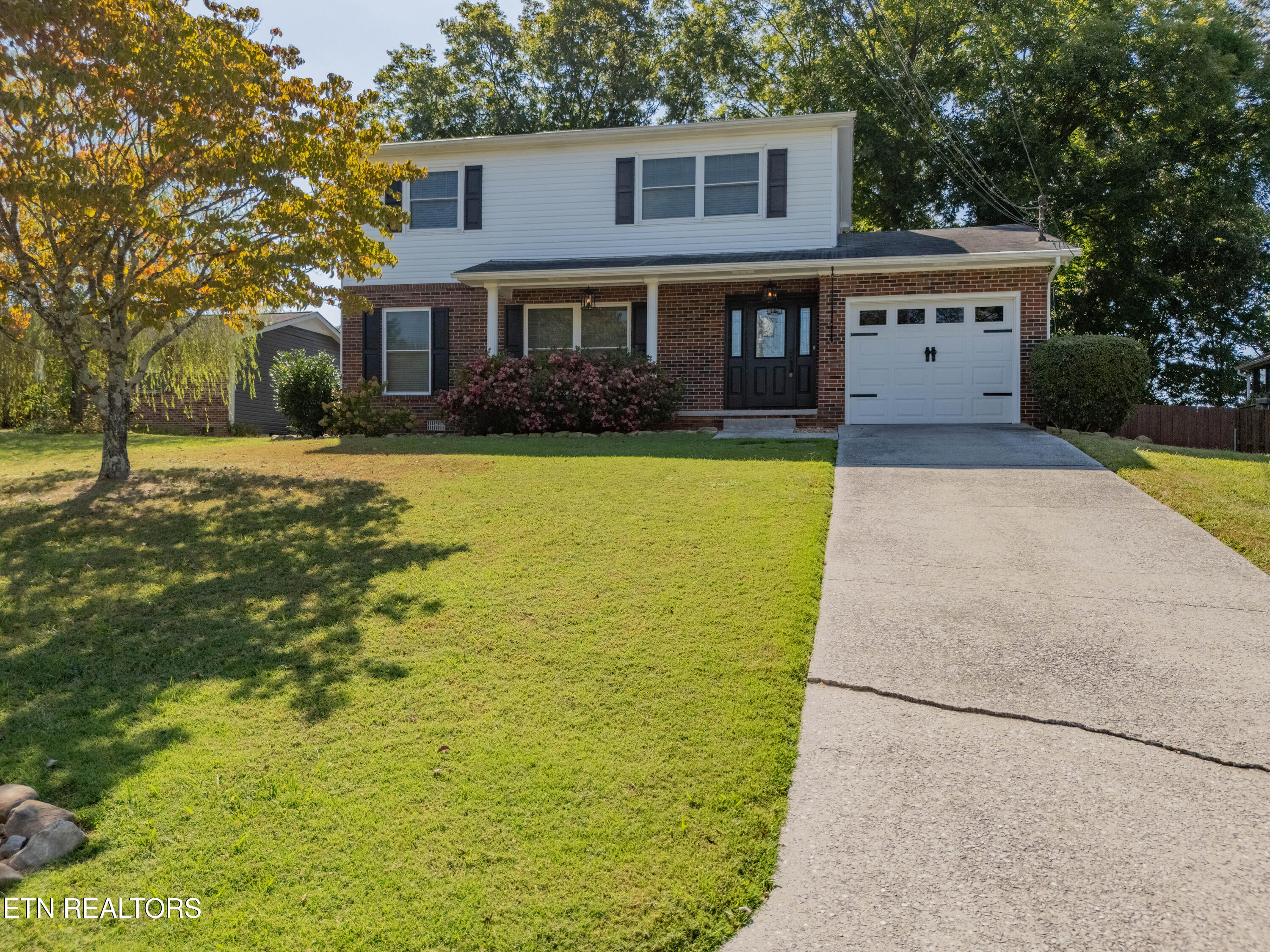 1324 Chipwood Circle Knoxville TN 37932