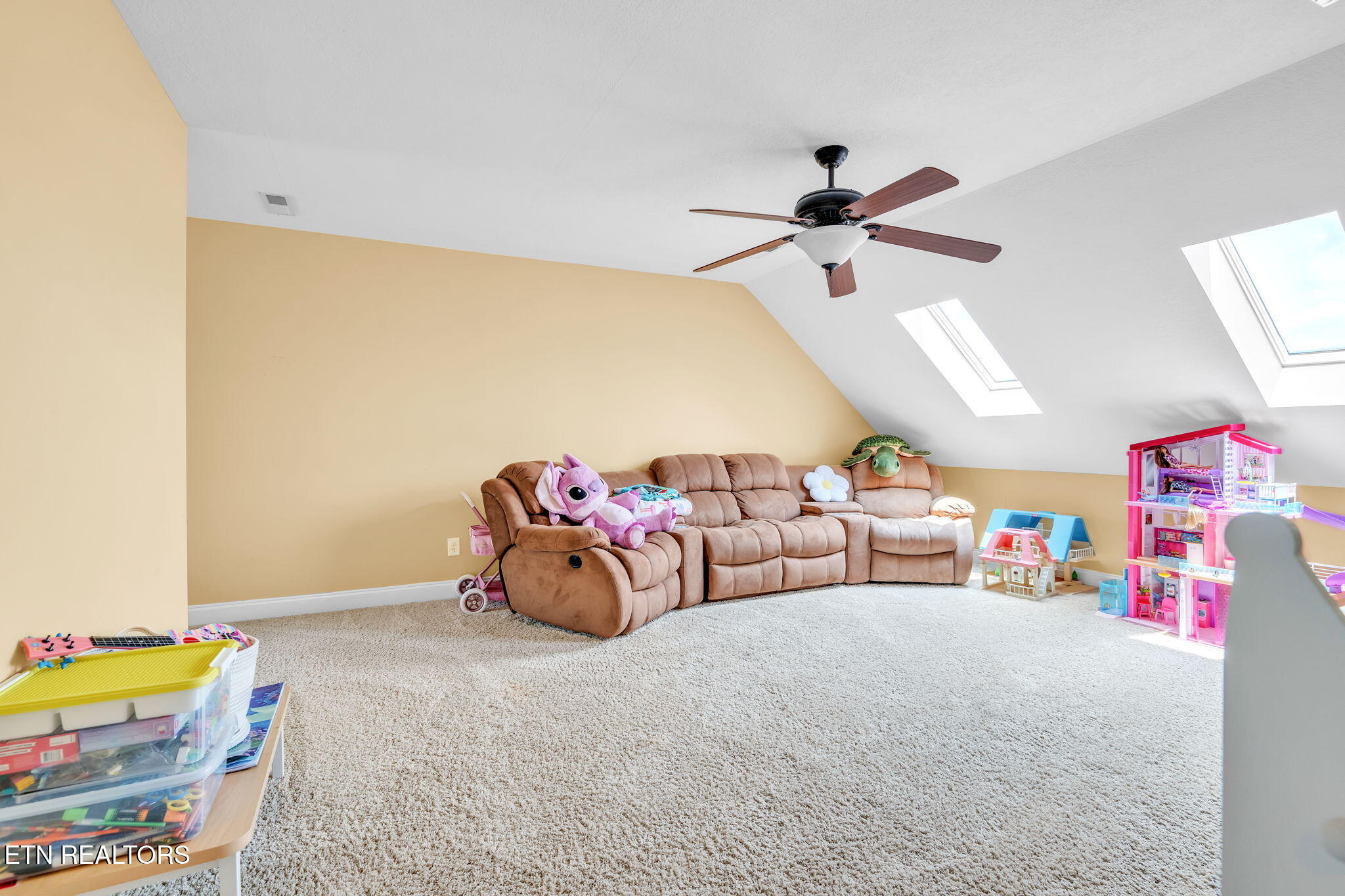 3260 Whispering Oaks Drive Knoxville TN 37938