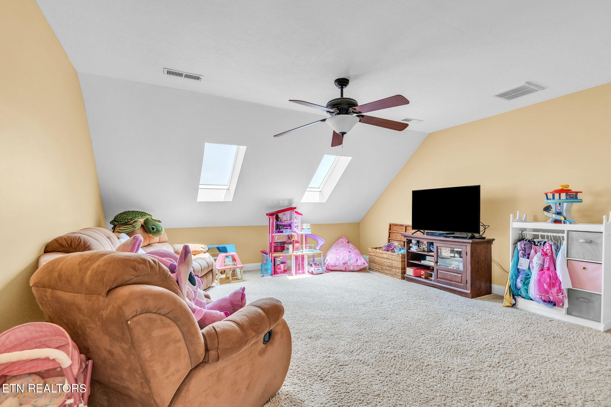 3260 Whispering Oaks Drive Knoxville TN 37938