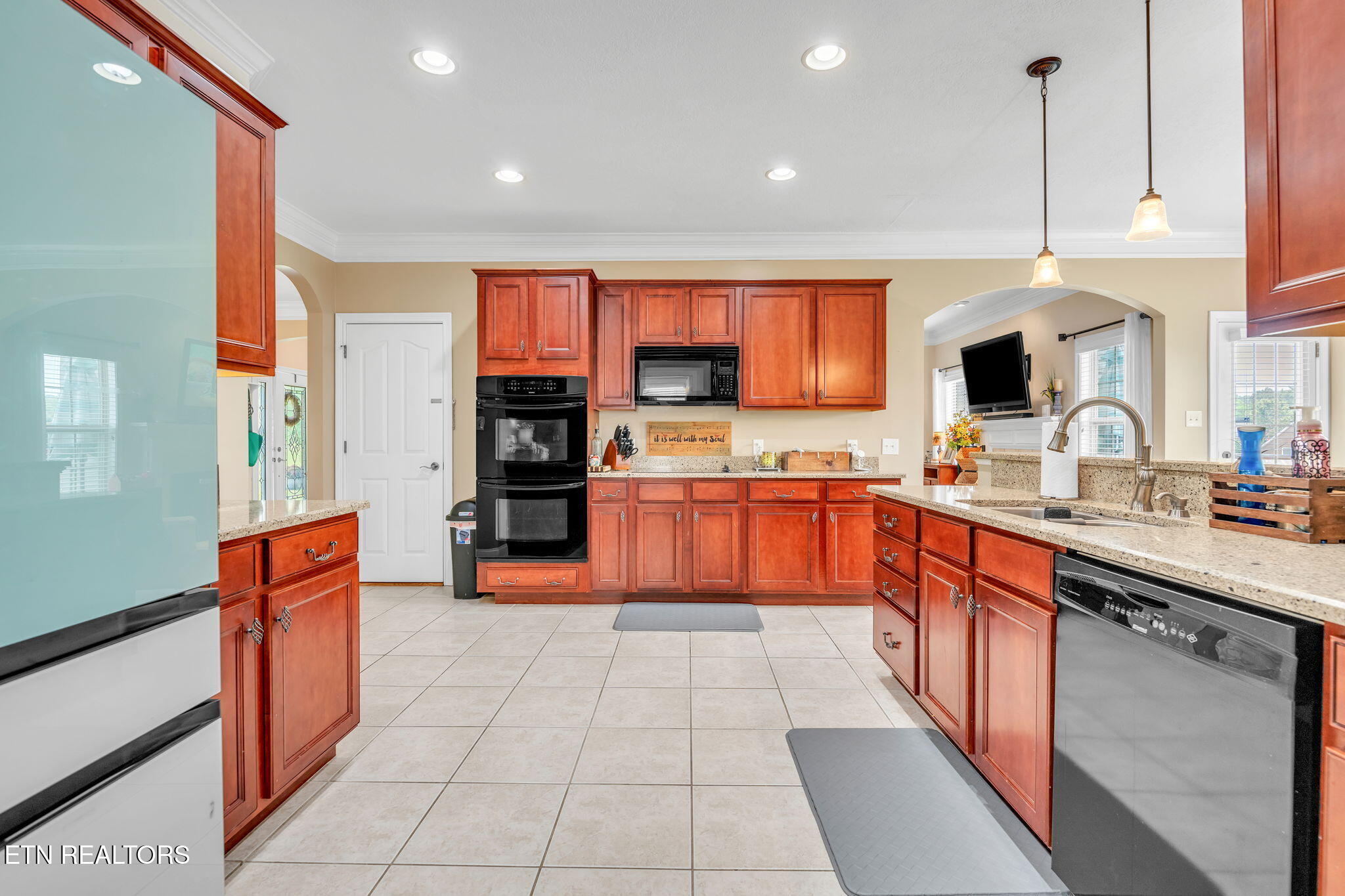 3260 Whispering Oaks Drive Knoxville TN 37938