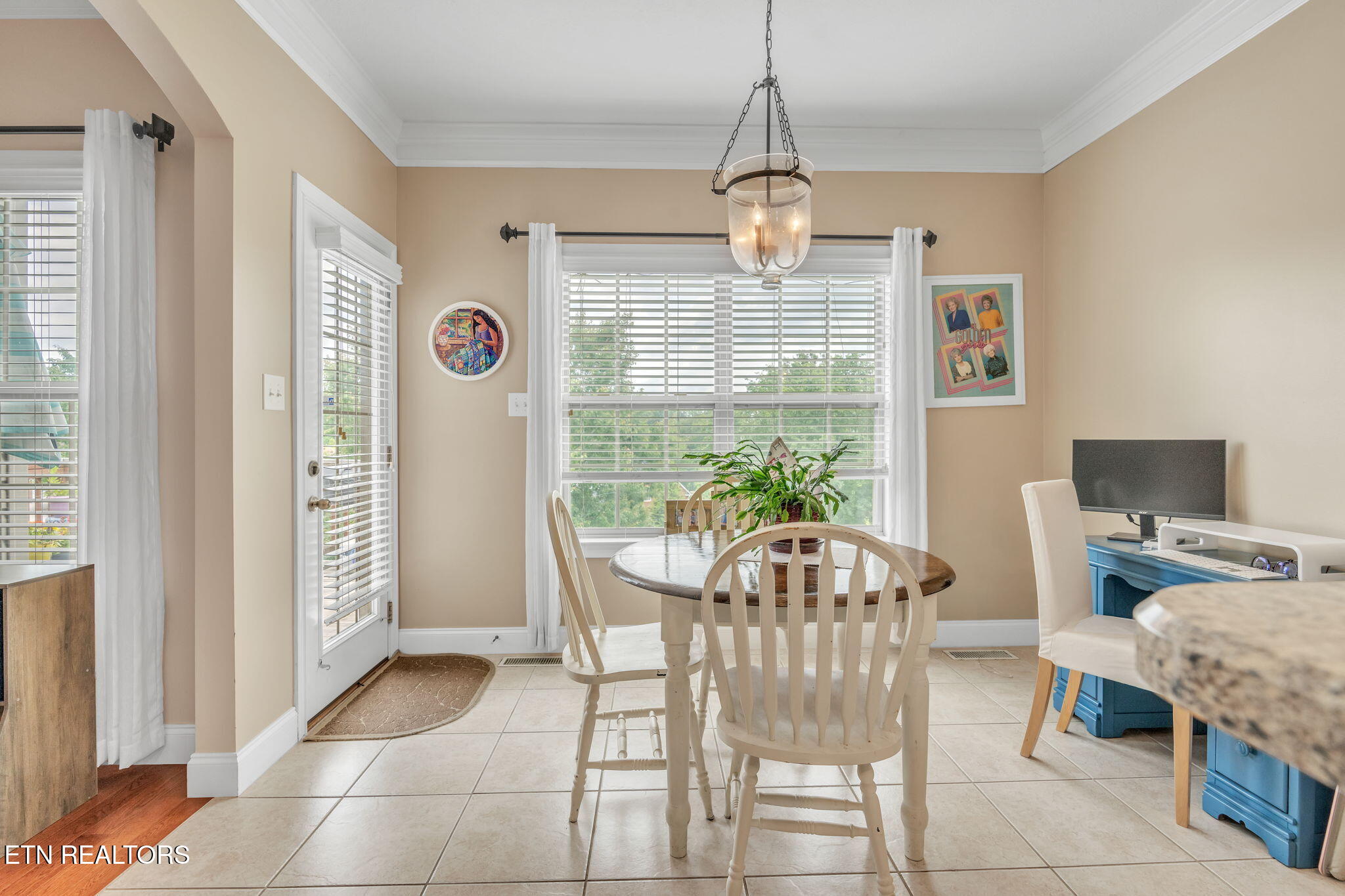 3260 Whispering Oaks Drive Knoxville TN 37938