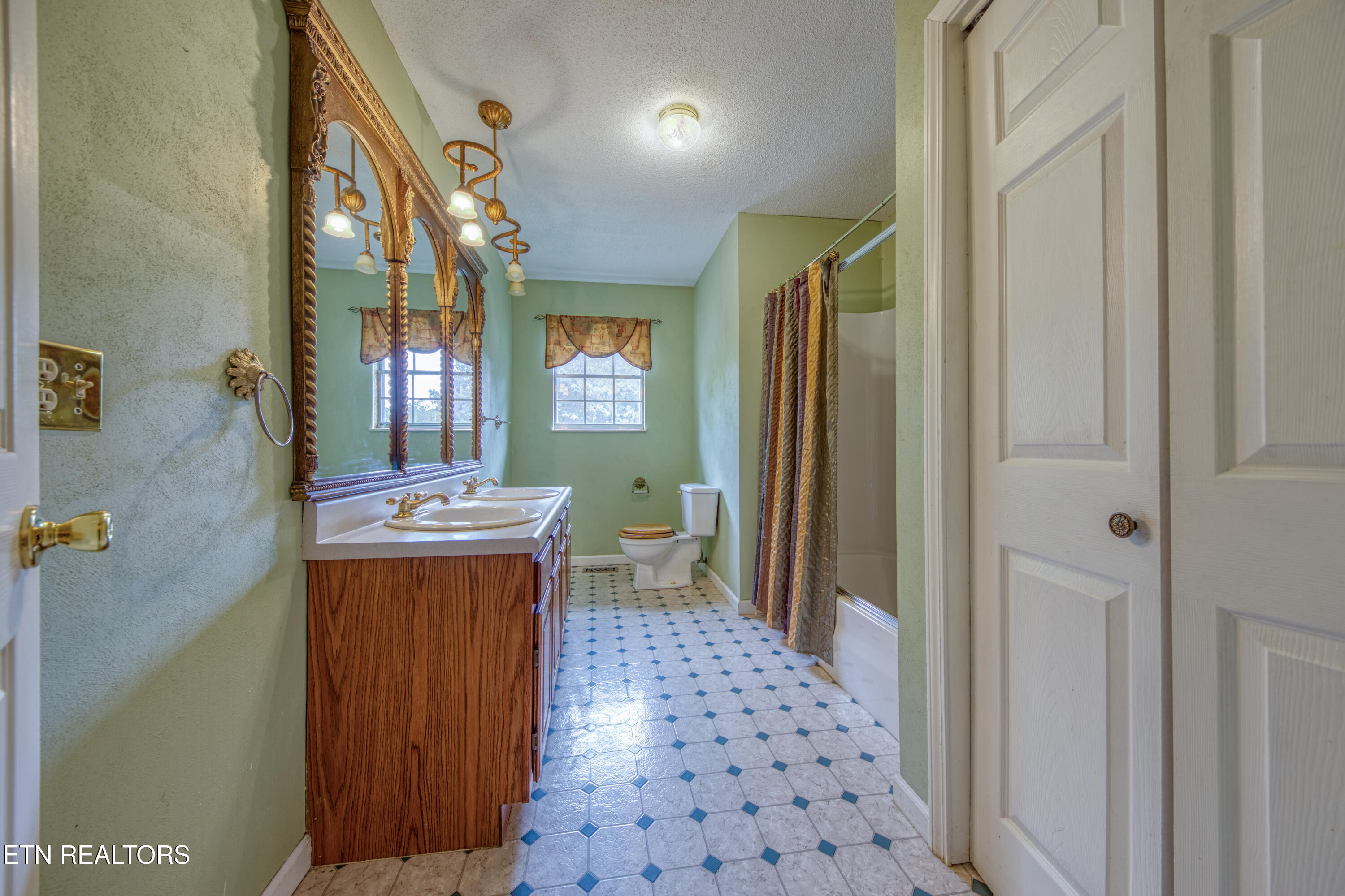 2300 Brandywine Drive Lenoir City TN 37772