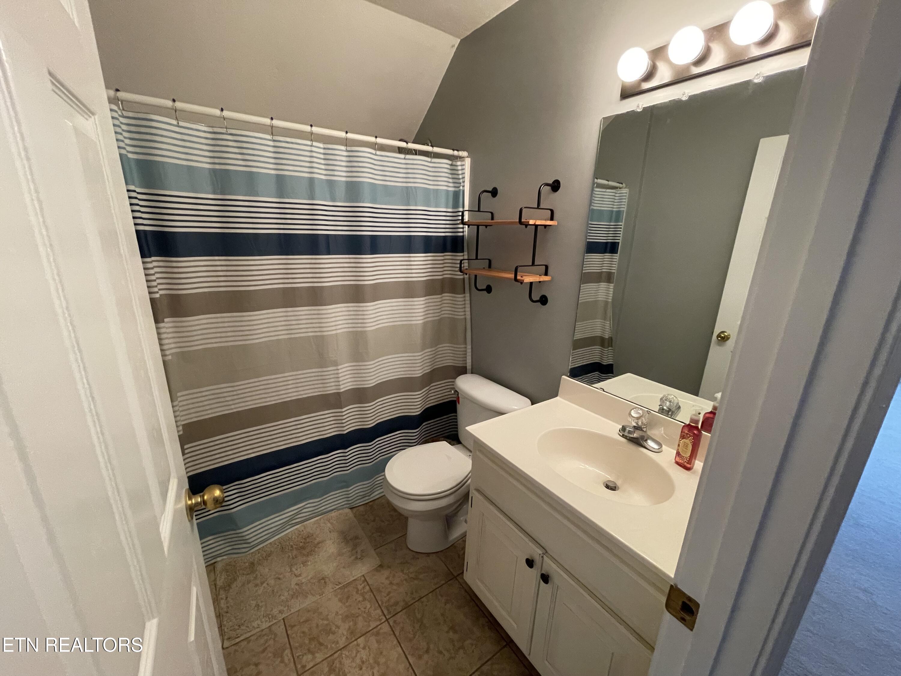 139 Oakland Road Maynardville TN 37807