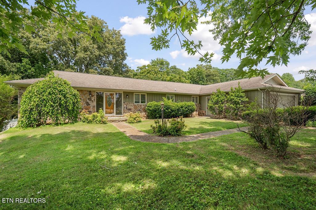 242 Oakland Drive Sparta TN 38583