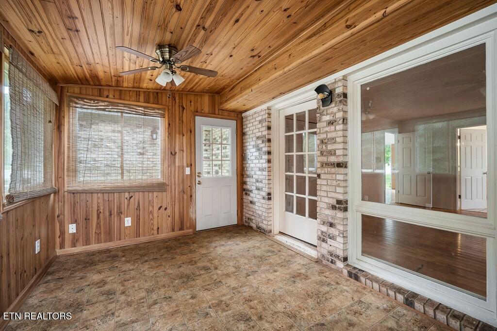 242 Oakland Drive Sparta TN 38583