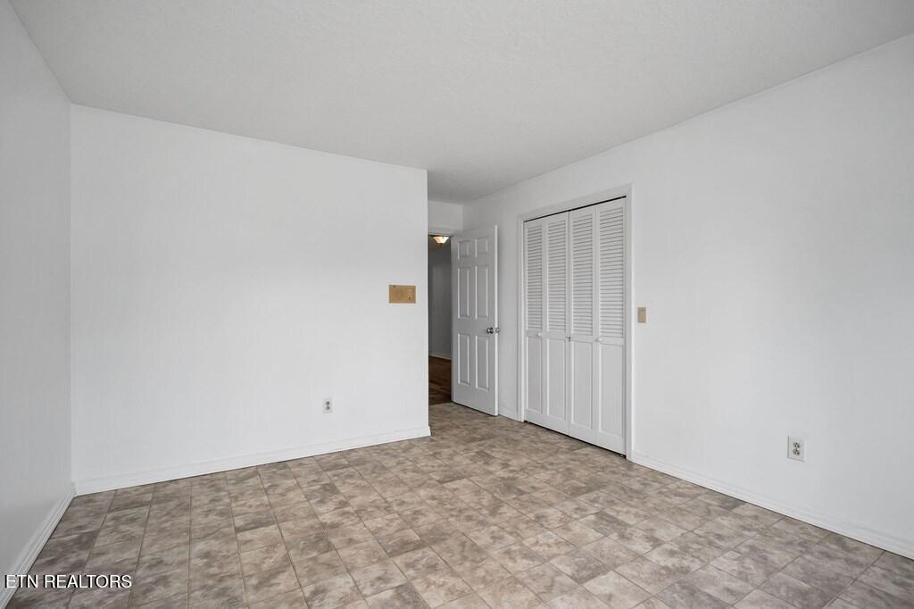 242 Oakland Drive Sparta TN 38583