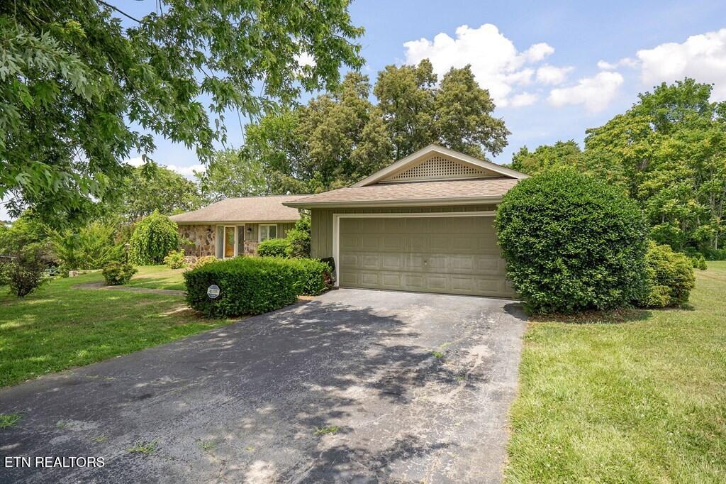 242 Oakland Drive Sparta TN 38583