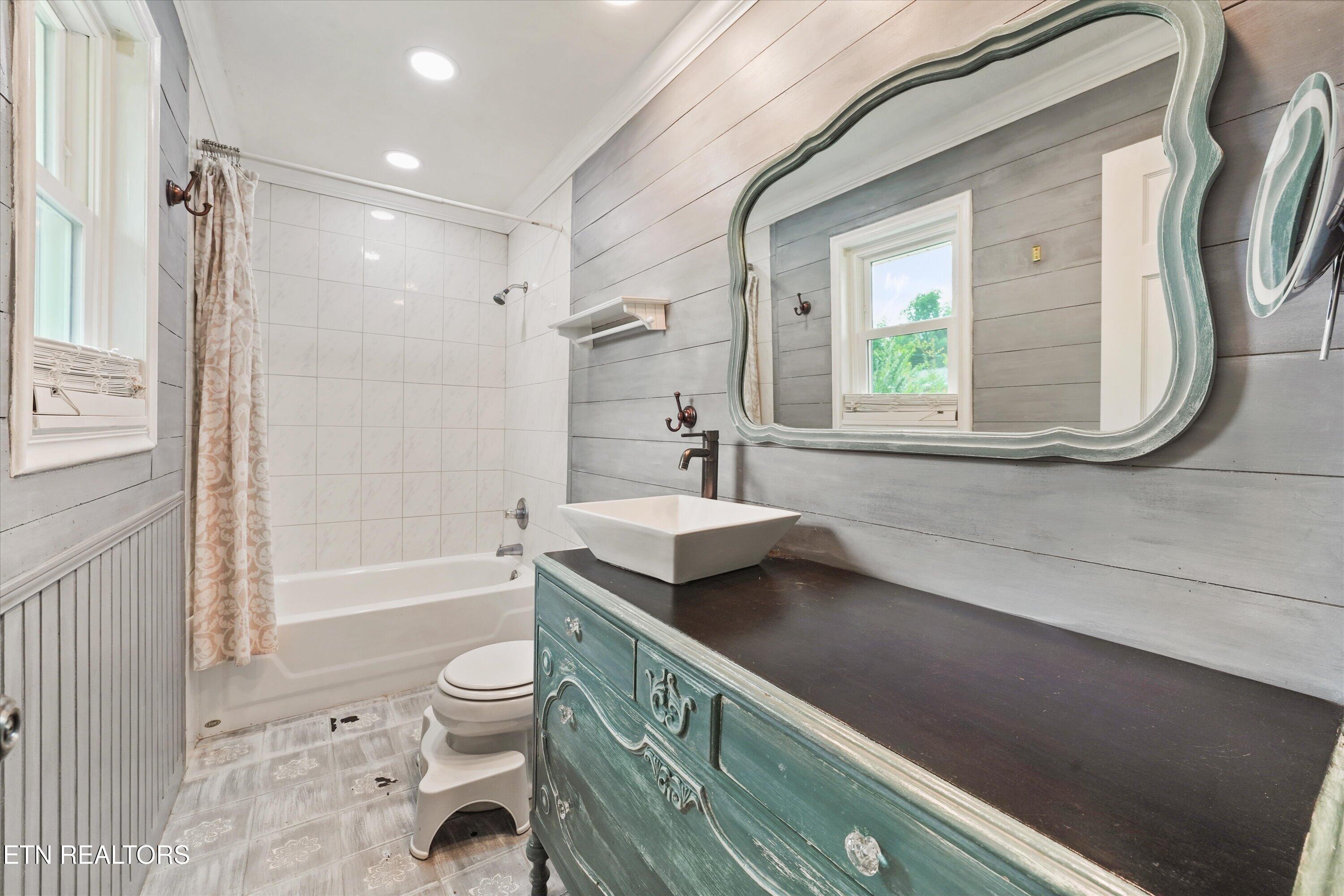 104 Suffolk Drive Knoxville TN 37922