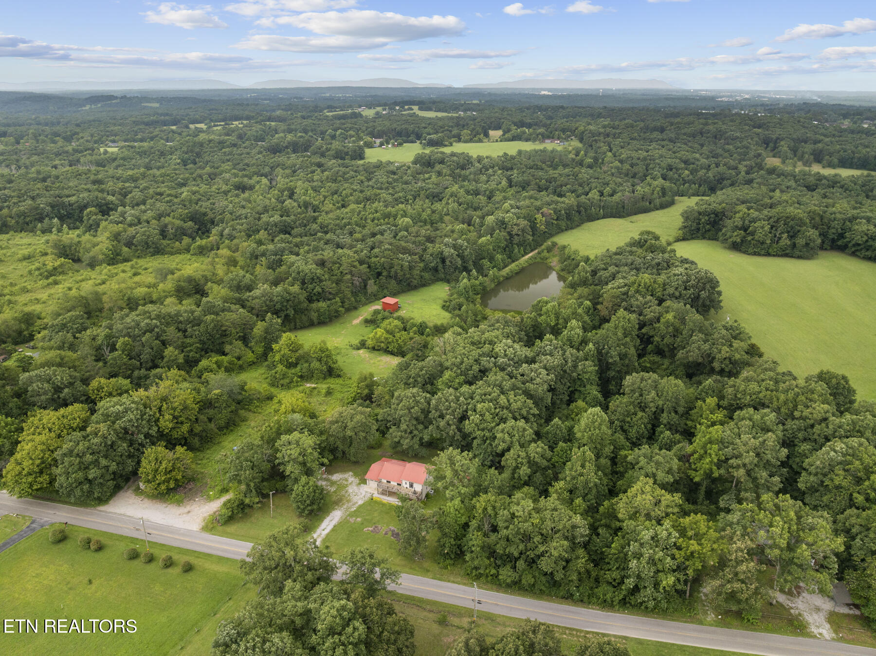 442 Bowman Loop Crossville TN 38571