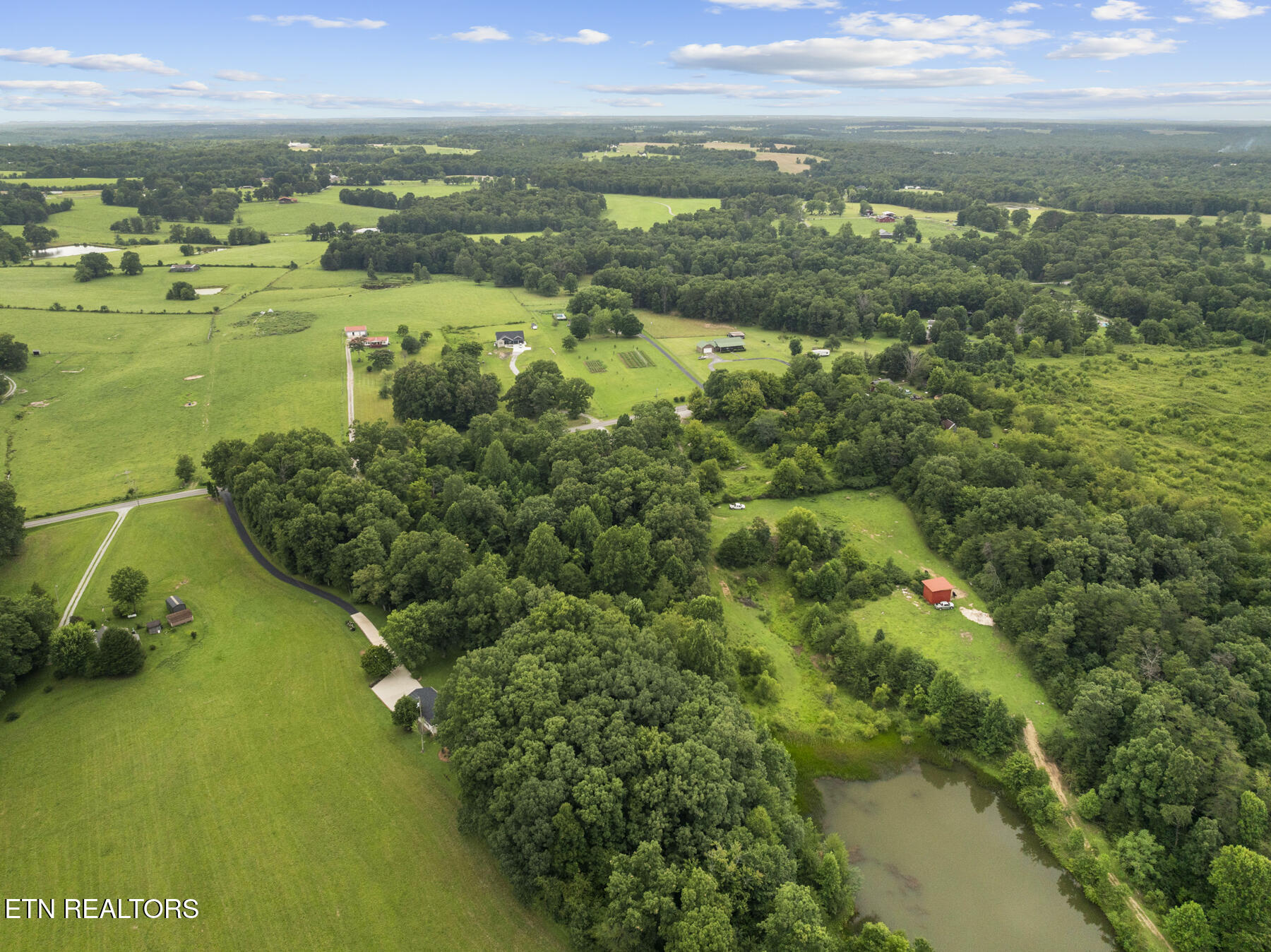 442 Bowman Loop Crossville TN 38571