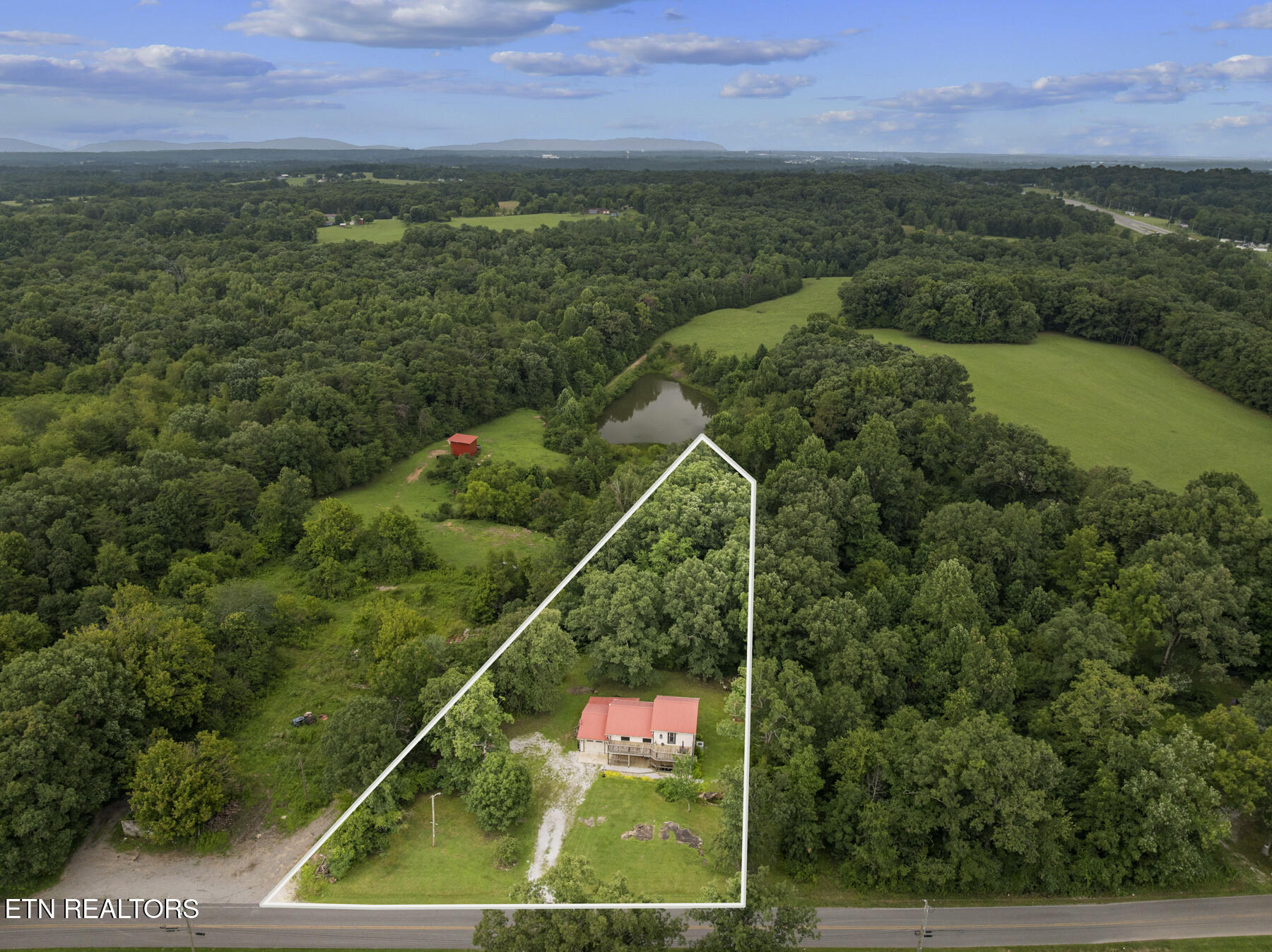 442 Bowman Loop Crossville TN 38571