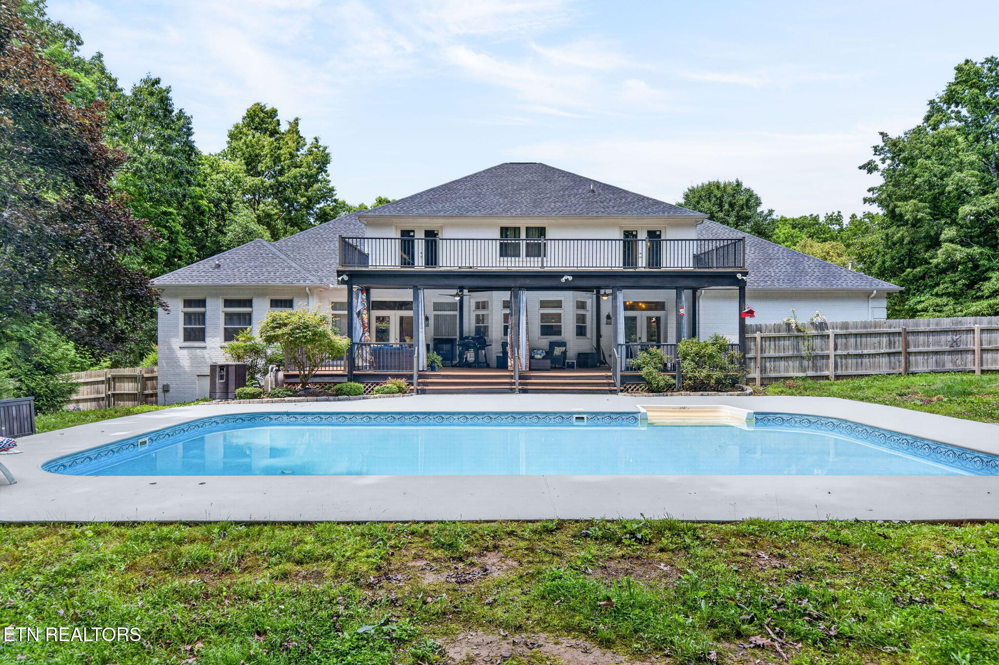 307 Laurel Circle Crossville TN 38555
