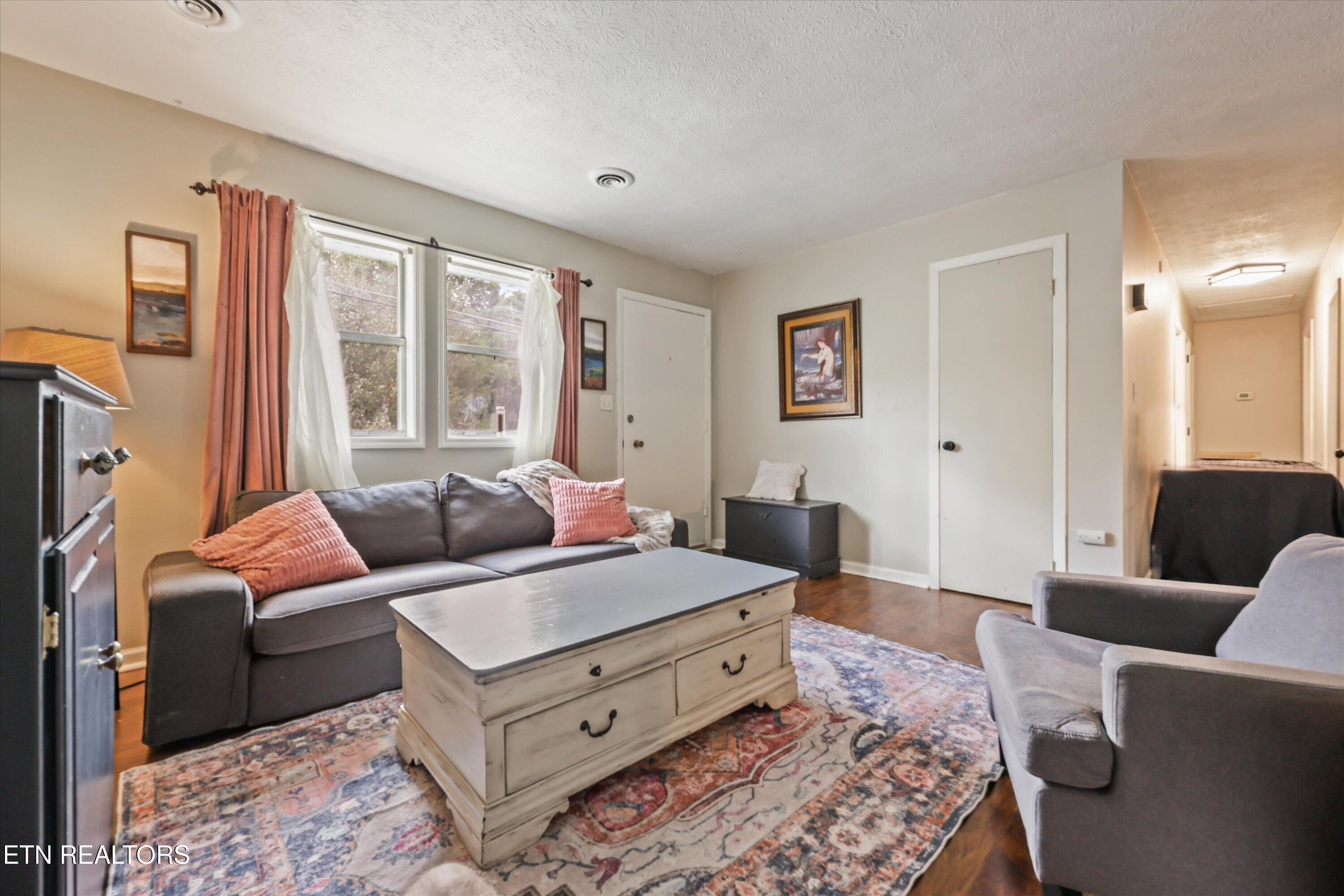 534 Sleepy Hollow Road Oliver Springs TN 37840